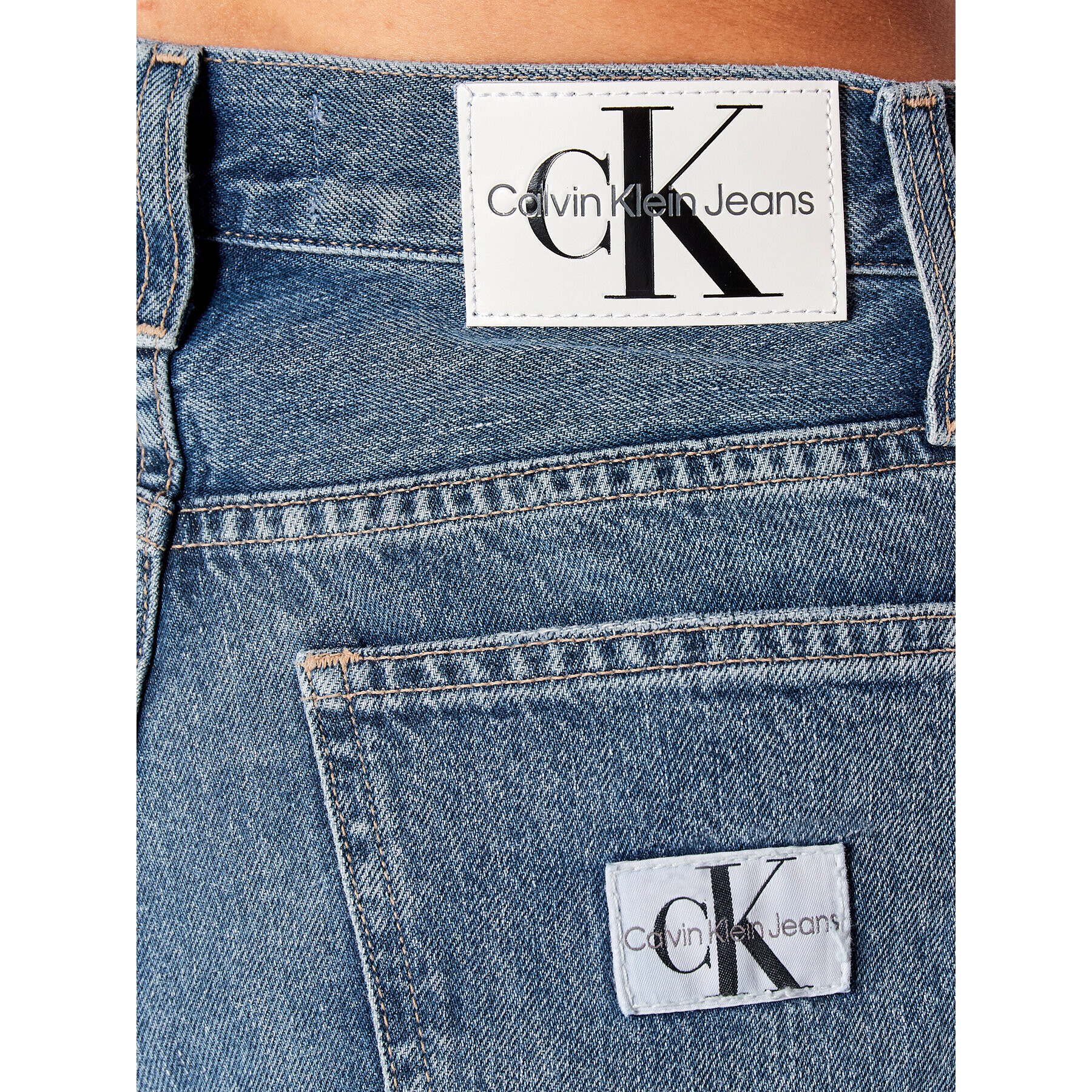 Calvin Klein Jeans Jeansy J20J219329 Modrá Mom Fit - Pepit.cz