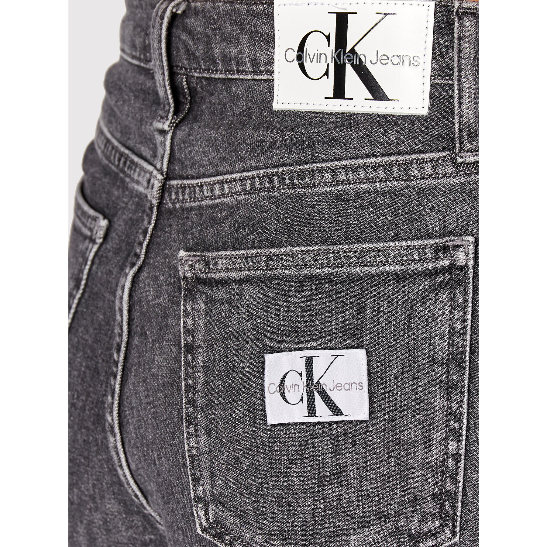 Calvin Klein Jeans Jeansy J20J219331 Šedá Mom Fit - Pepit.cz