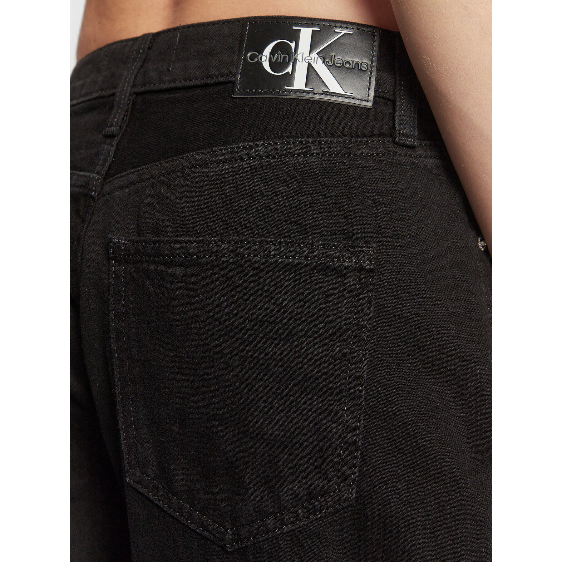 Calvin Klein Jeans Jeansy J20J219545 Černá Straight Fit - Pepit.cz