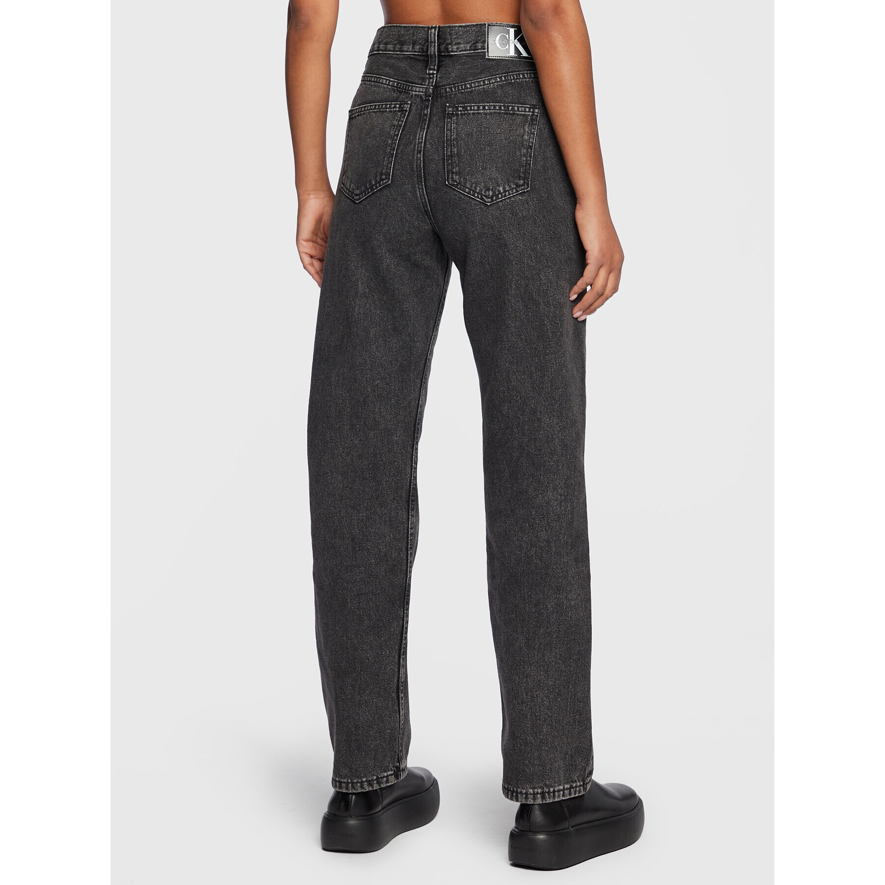 Calvin Klein Jeans Jeansy J20J220207 Šedá Straight Fit - Pepit.cz