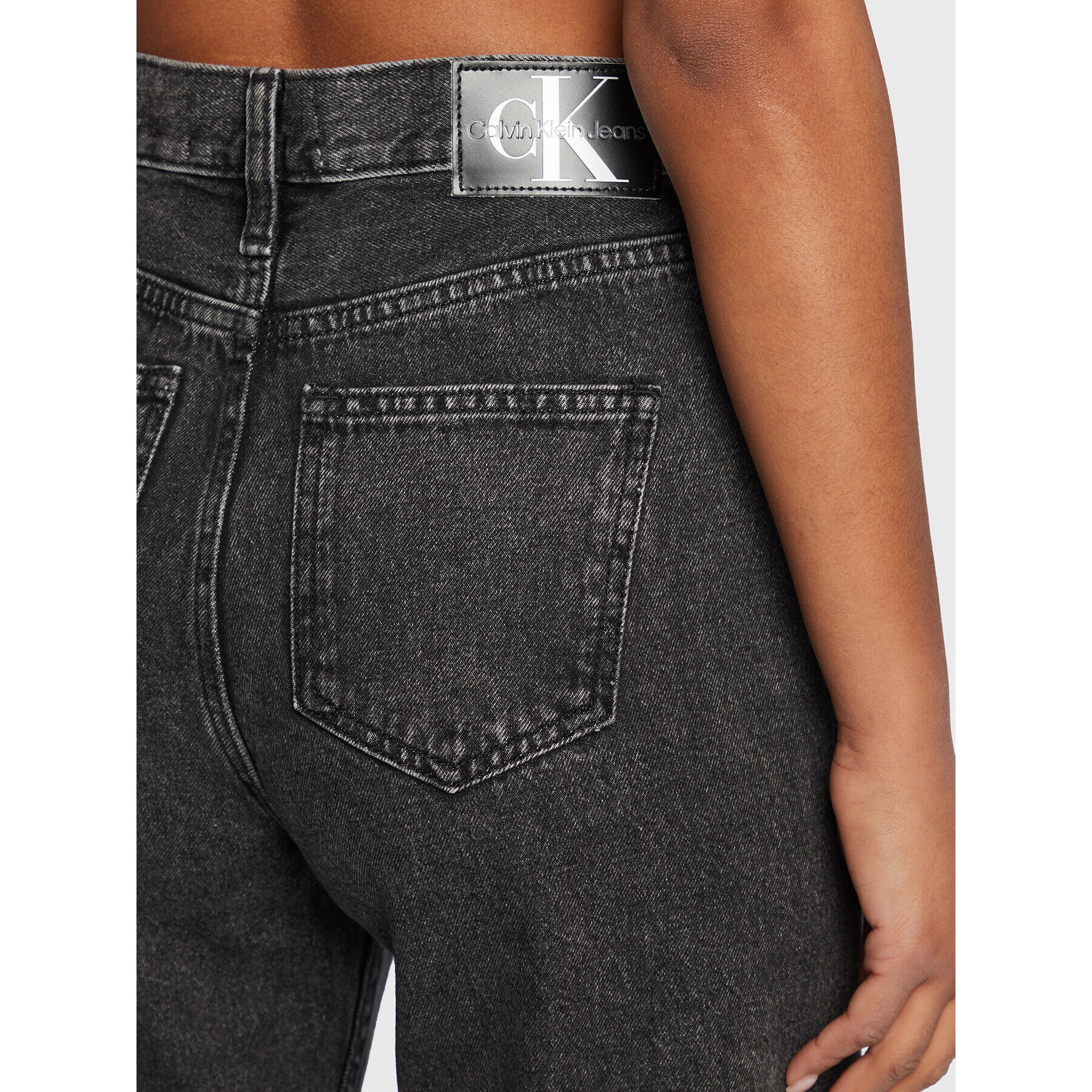 Calvin Klein Jeans Jeansy J20J220207 Šedá Straight Fit - Pepit.cz