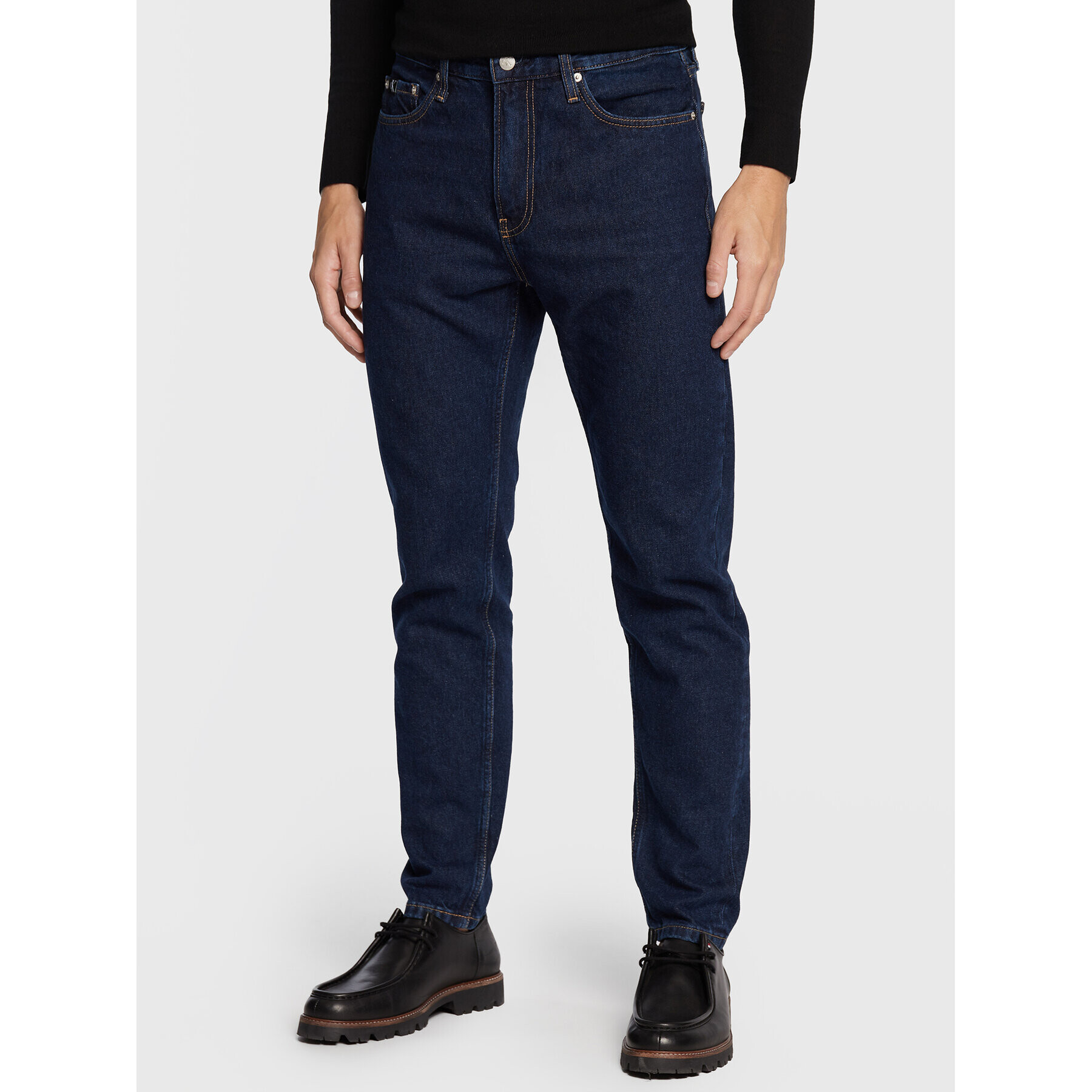 Calvin Klein Jeans Jeansy J30J321437 Tmavomodrá Taper Fit - Pepit.cz