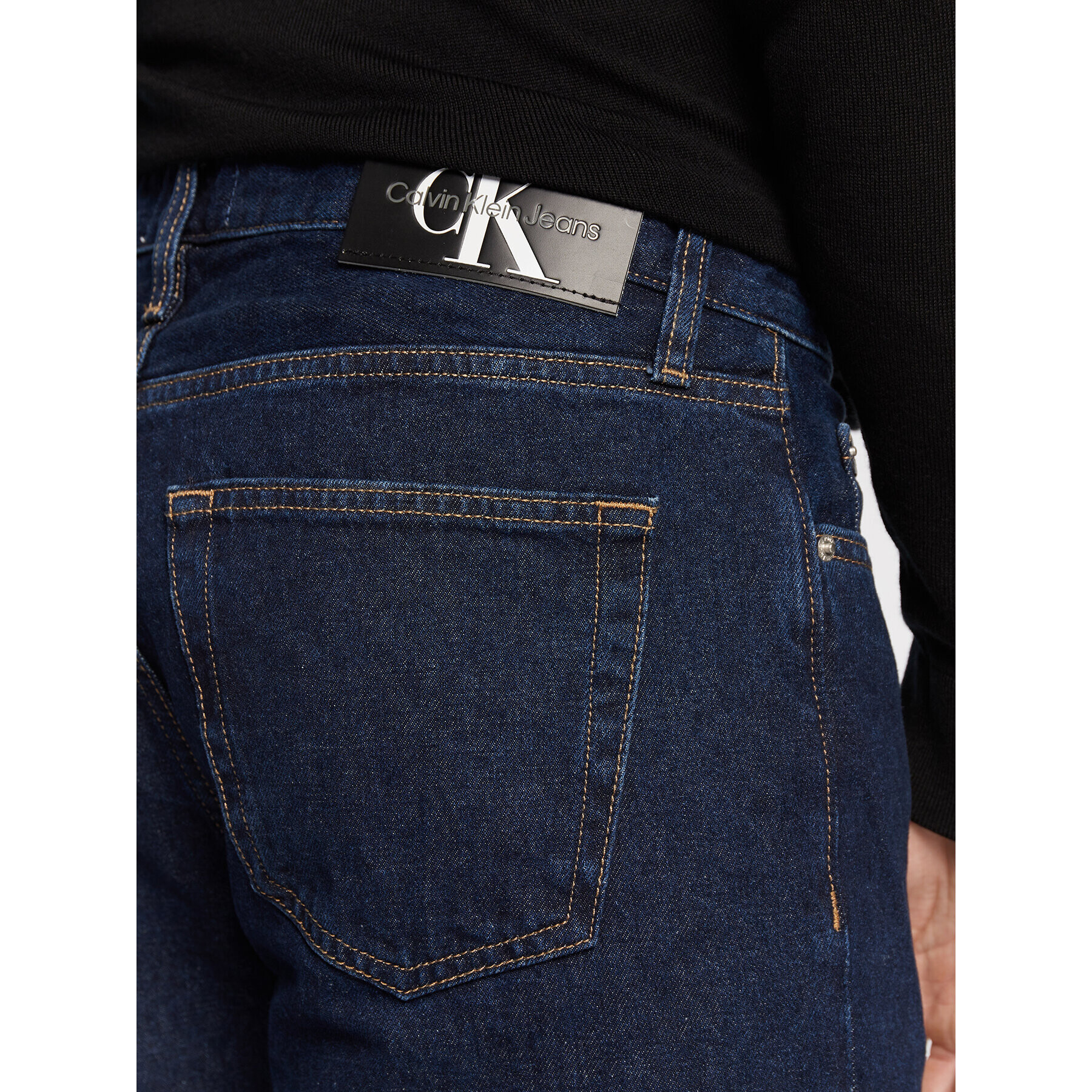 Calvin Klein Jeans Jeansy J30J321437 Tmavomodrá Taper Fit - Pepit.cz