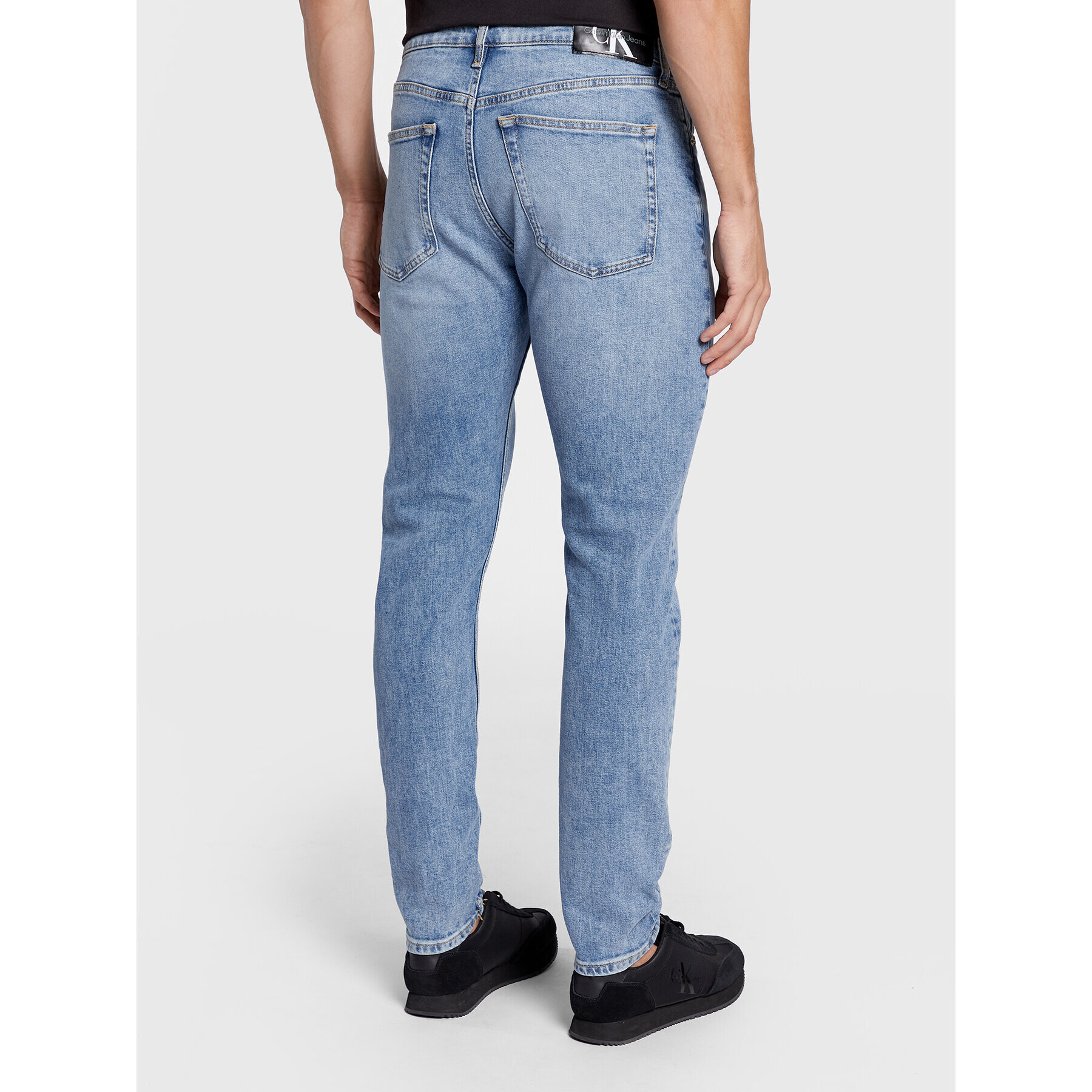 Calvin Klein Jeans Jeansy J30J322298 Modrá Slim Tapered Fit - Pepit.cz