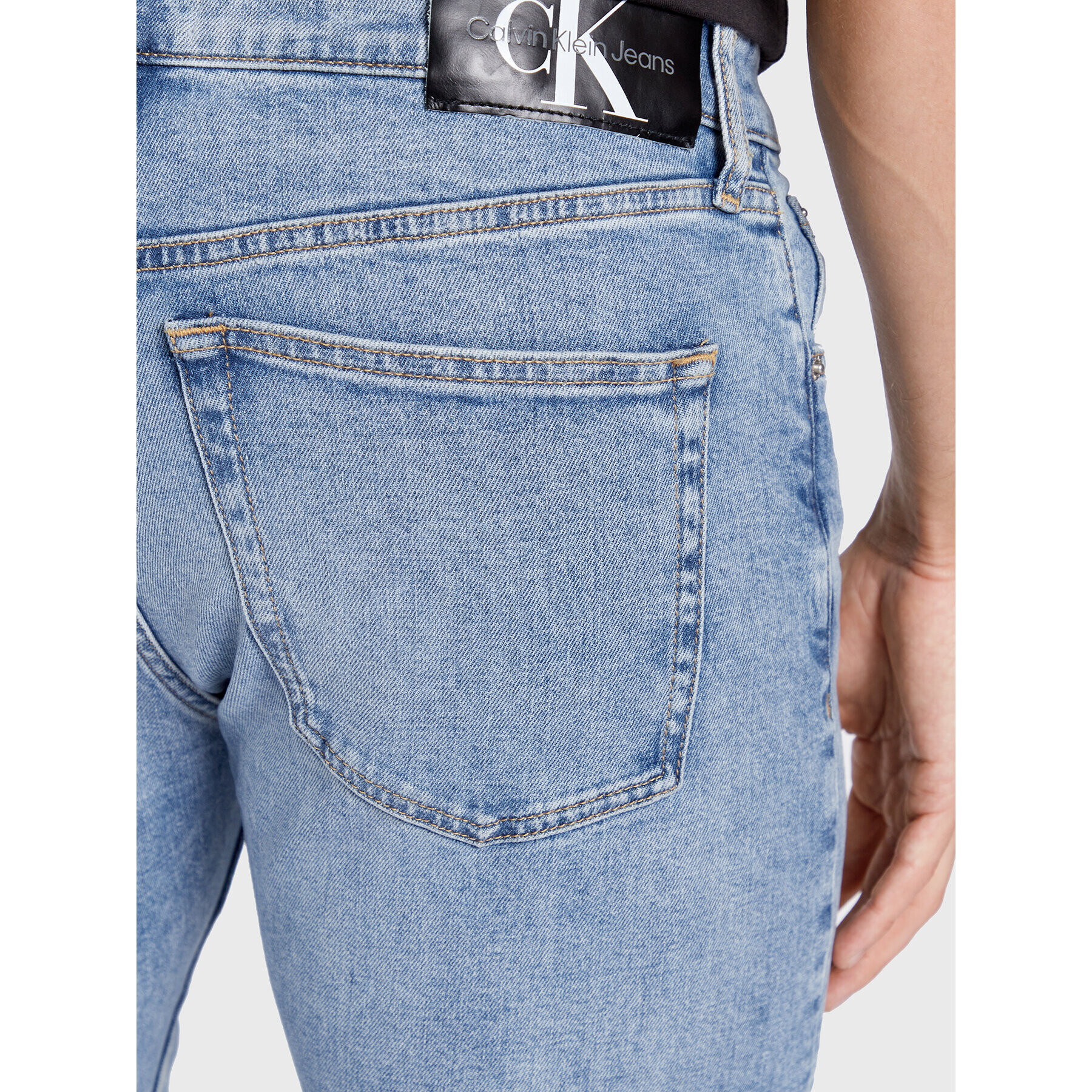 Calvin Klein Jeans Jeansy J30J322298 Modrá Slim Tapered Fit - Pepit.cz