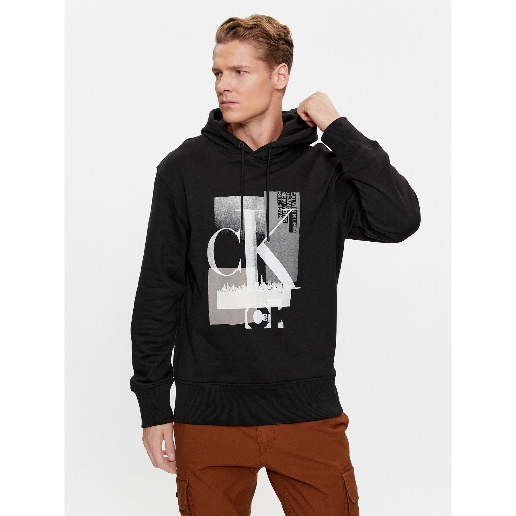 Calvin Klein Jeans Mikina Connected Layer Landscape J30J324310 Černá Regular Fit - Pepit.cz