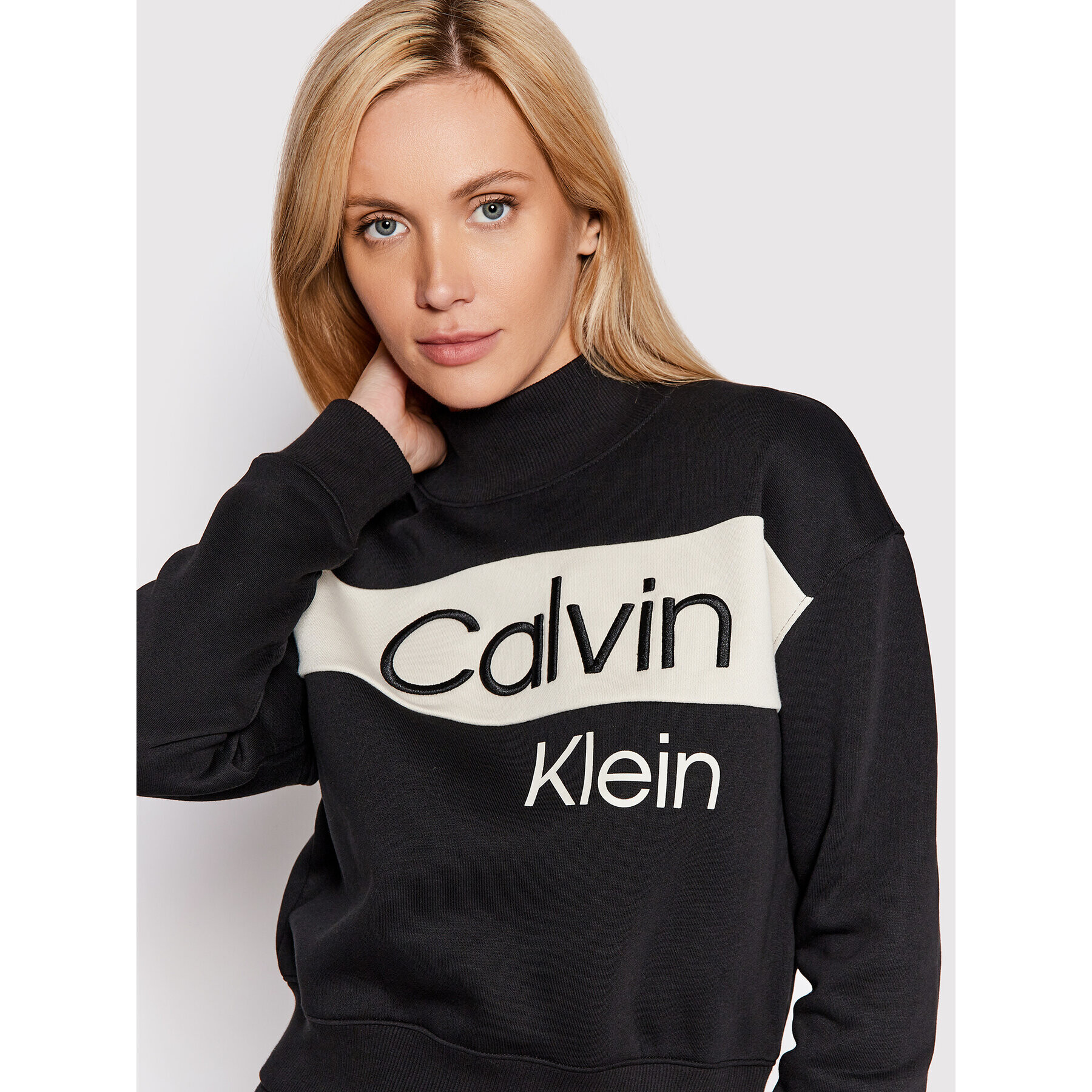 Calvin Klein Jeans Mikina J20J218992 Černá Relaxed Fit - Pepit.cz