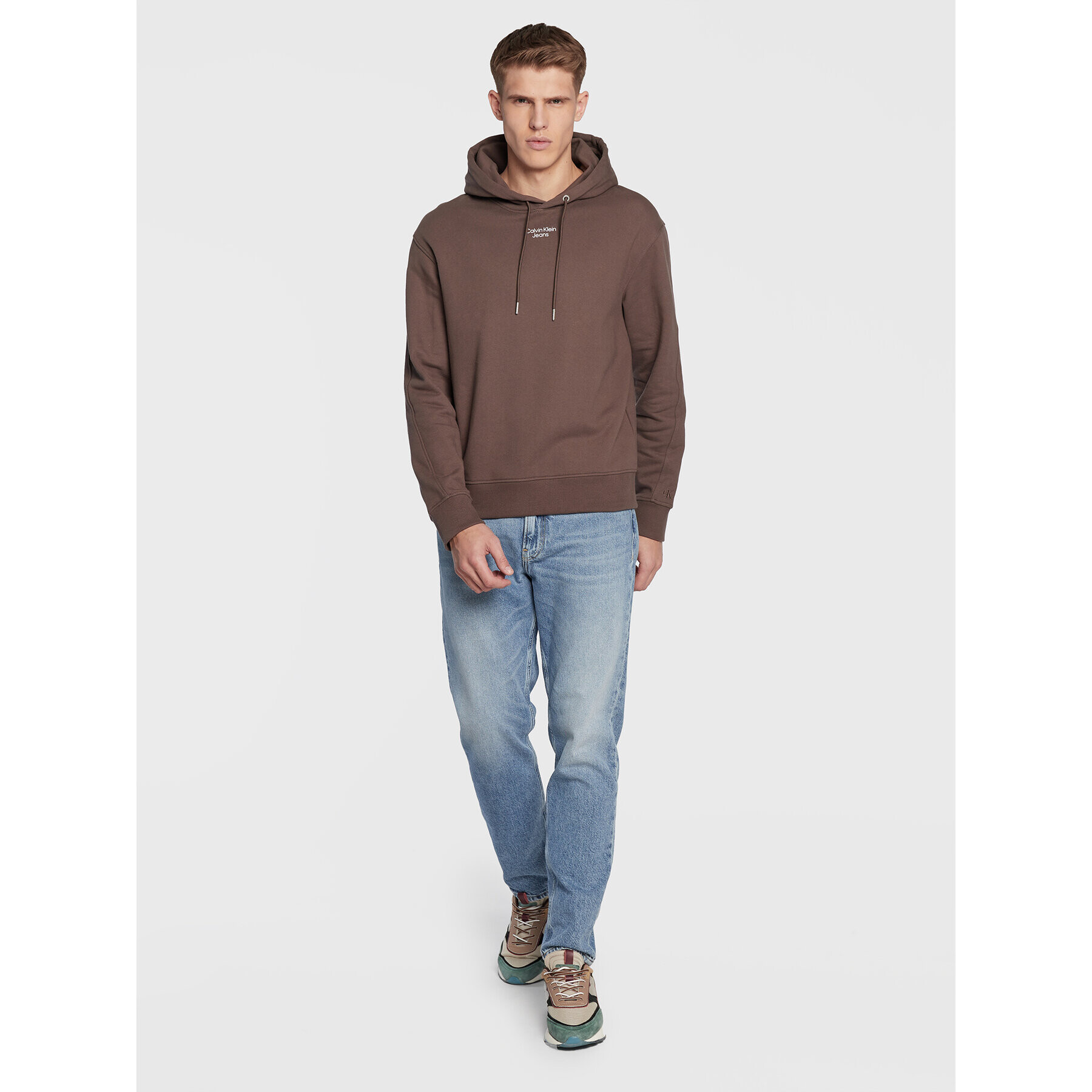 Calvin Klein Jeans Mikina J30J320604 Hnědá Relaxed Fit - Pepit.cz