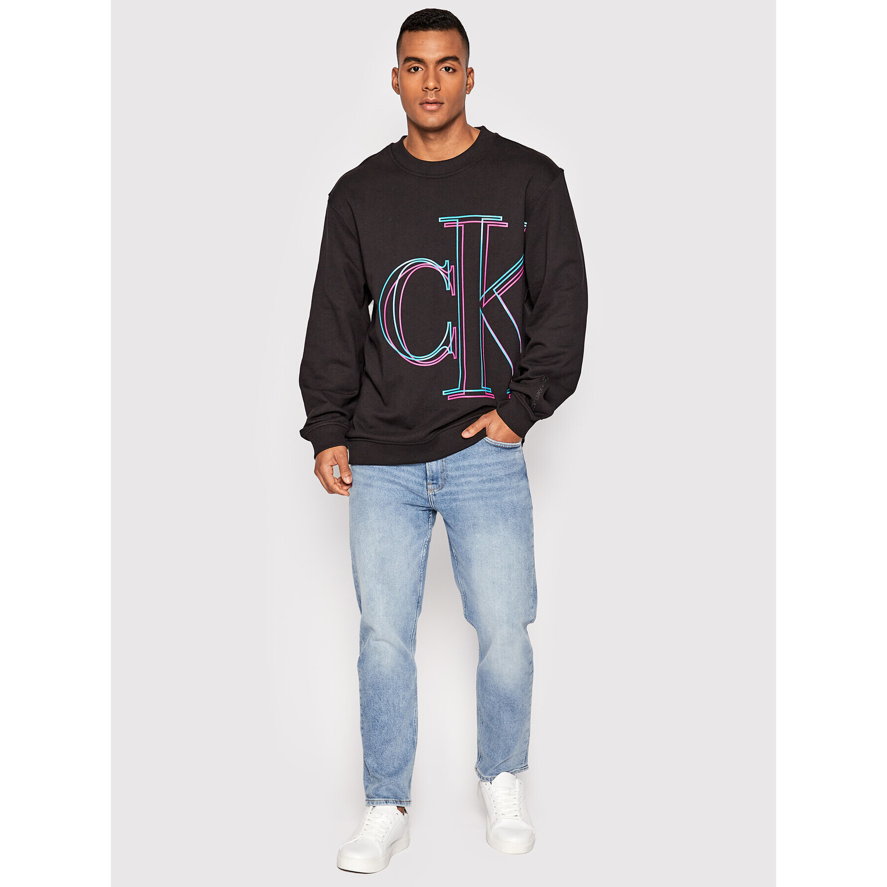 Calvin Klein Jeans Mikina J30J320840 Černá Relaxed Fit - Pepit.cz