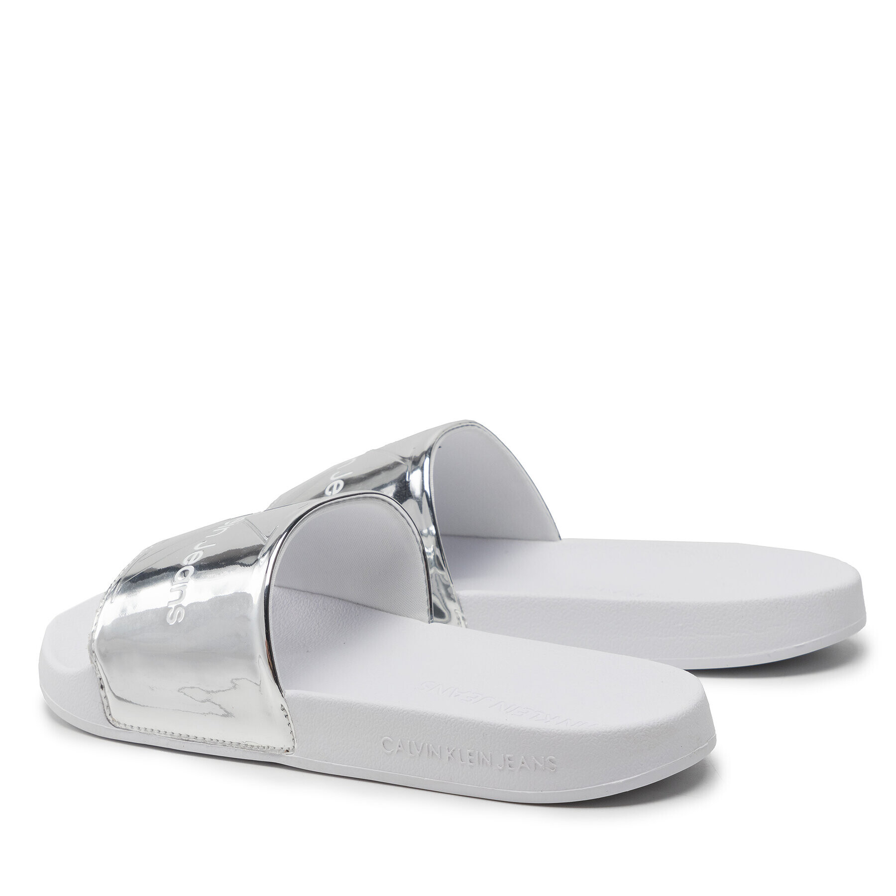 Calvin Klein Jeans Nazouváky Slide Silver Monogram YW0YW00638 Stříbrná - Pepit.cz