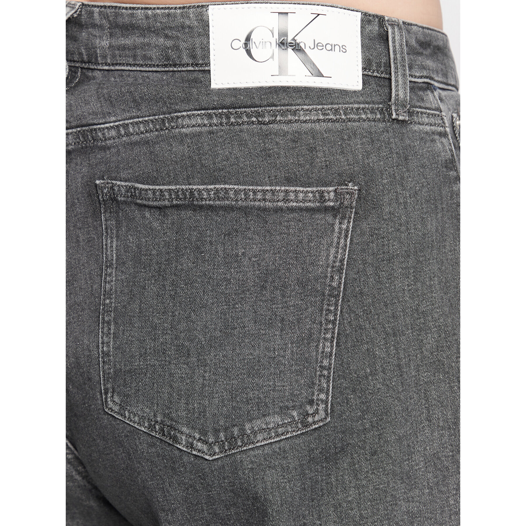 Calvin Klein Jeans Plus Jeansy J20J219589 Šedá Mom Fit - Pepit.cz