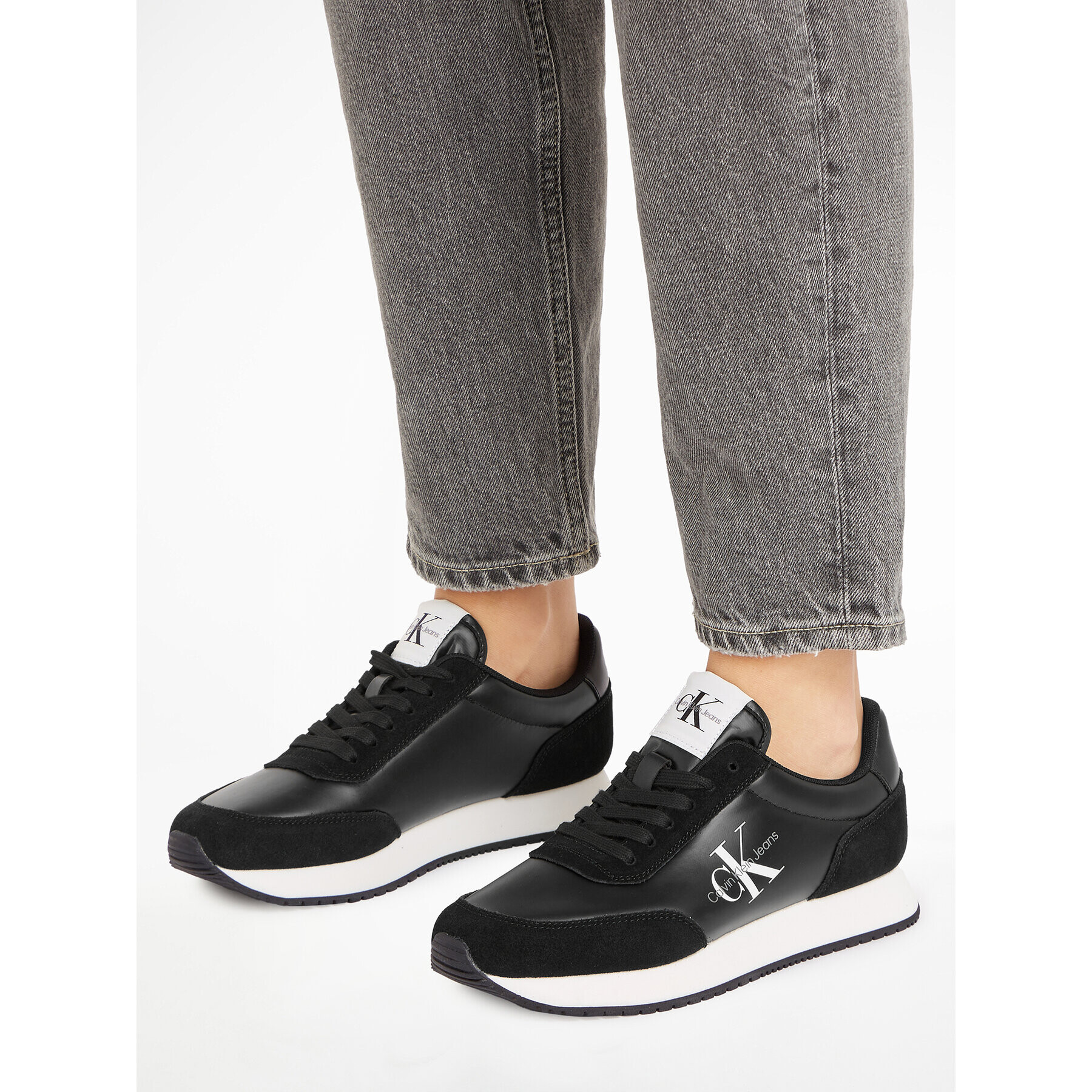 Calvin Klein Jeans Sneakersy Retro Runner Low Laceup Ny Pearl YW0YW01056 Černá - Pepit.cz