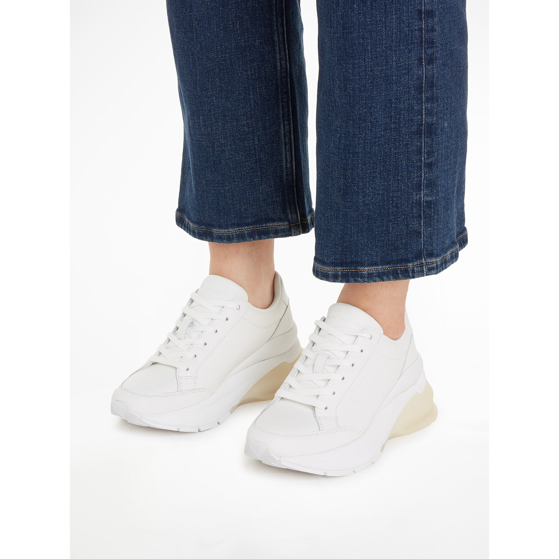 Calvin Klein Jeans Sneakersy Wedge Runner Lace Up Wn YW0YW01172 Bílá - Pepit.cz