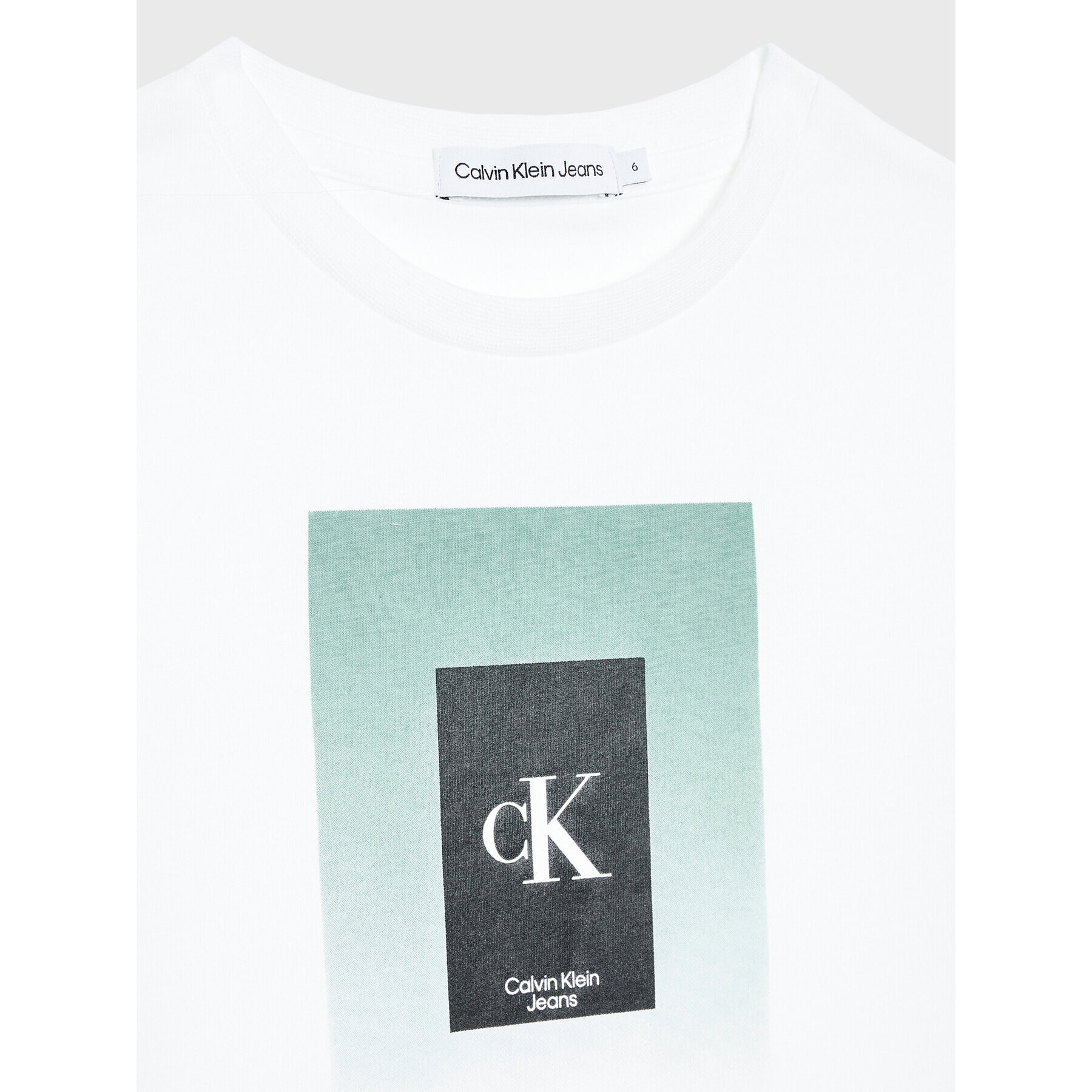 Calvin Klein Jeans T-Shirt Gradient Box Logo IU0IU00296 Bílá Regular Fit - Pepit.cz