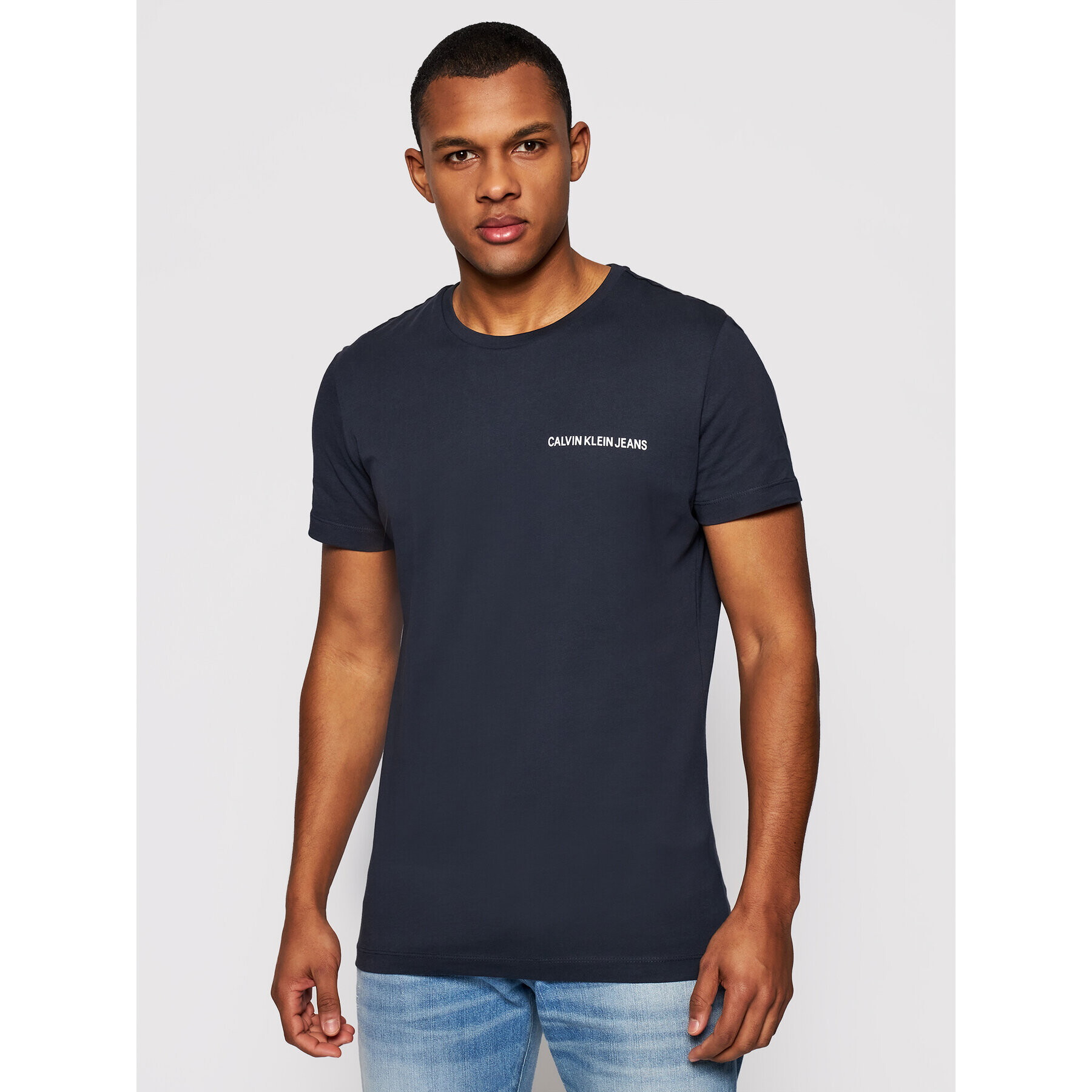 Calvin Klein Jeans T-Shirt J30J307852 Tmavomodrá Regular Fit - Pepit.cz