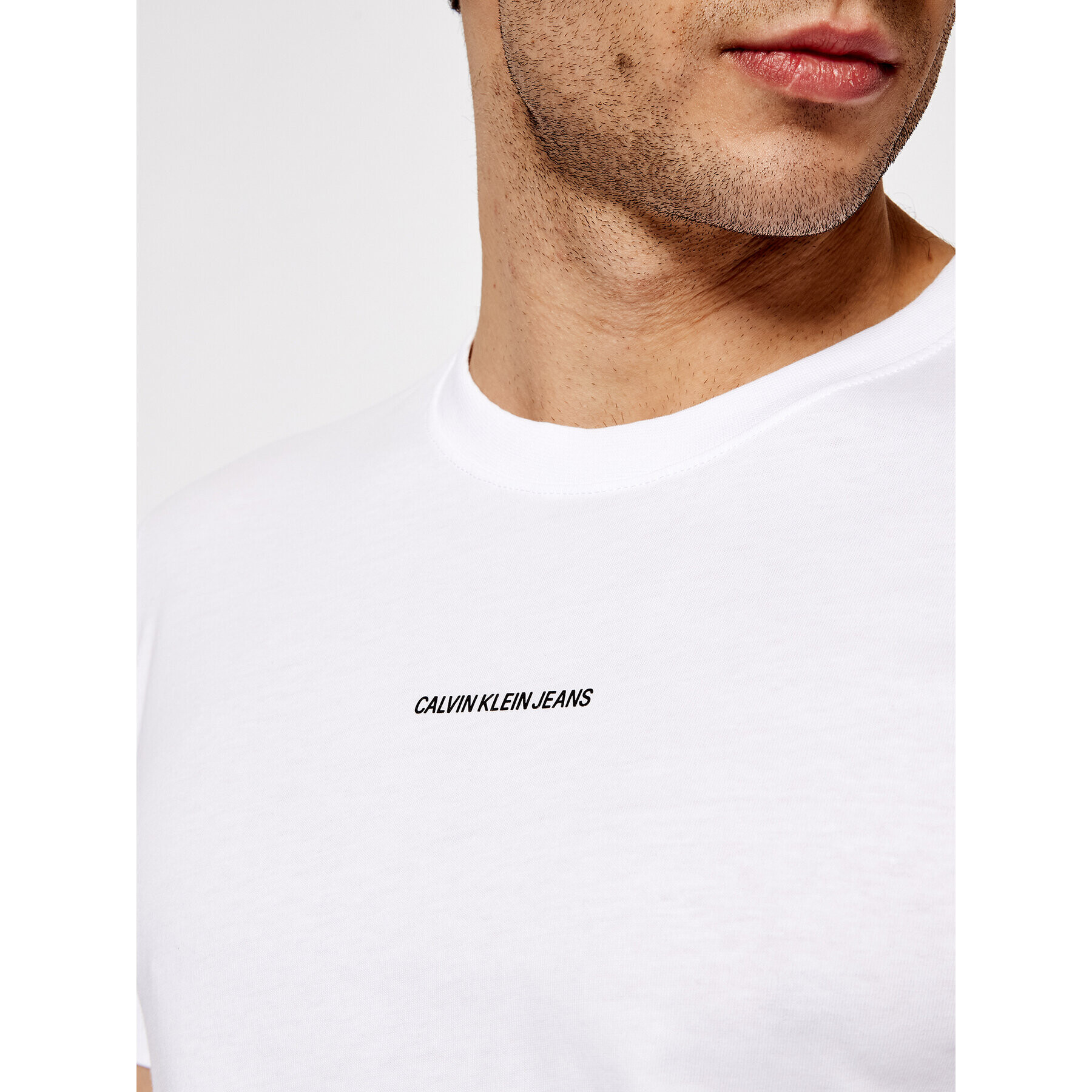 Calvin Klein Jeans T-Shirt J30J318067 Bílá Slim Fit - Pepit.cz