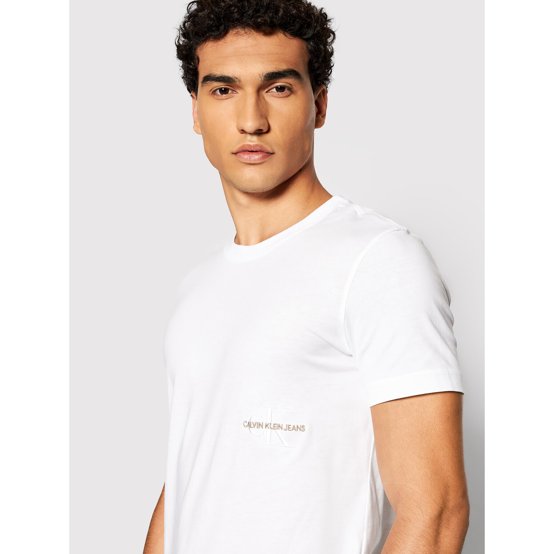 Calvin Klein Jeans T-Shirt J30J318226 Bílá Slim Fit - Pepit.cz