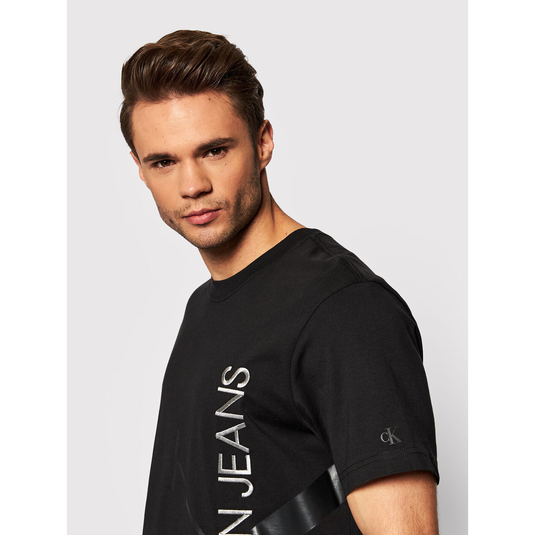 Calvin Klein Jeans T-Shirt J30J318736 Černá Relaxed Fit - Pepit.cz