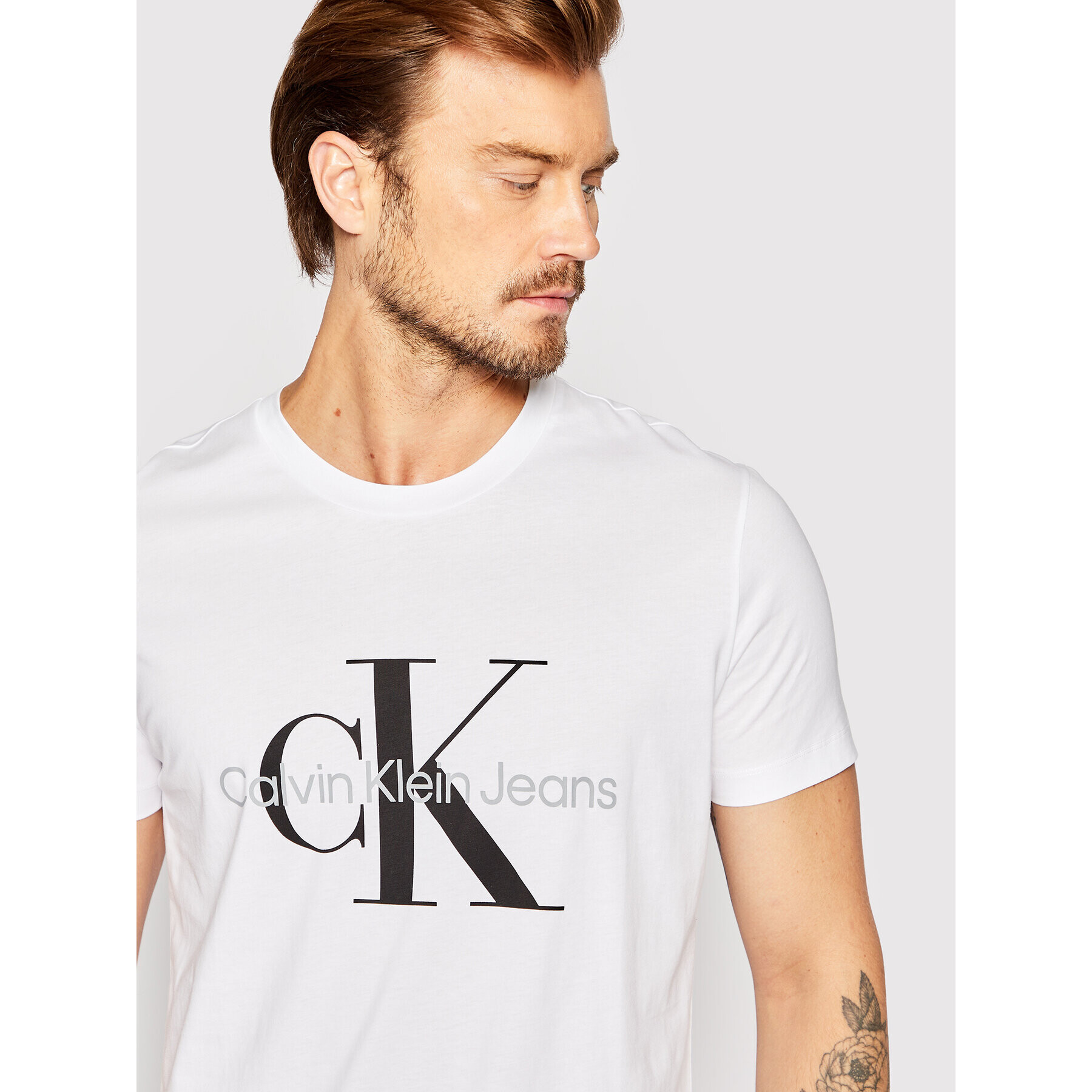 Calvin Klein Jeans T-Shirt J30J320935 Bílá Slim Fit - Pepit.cz