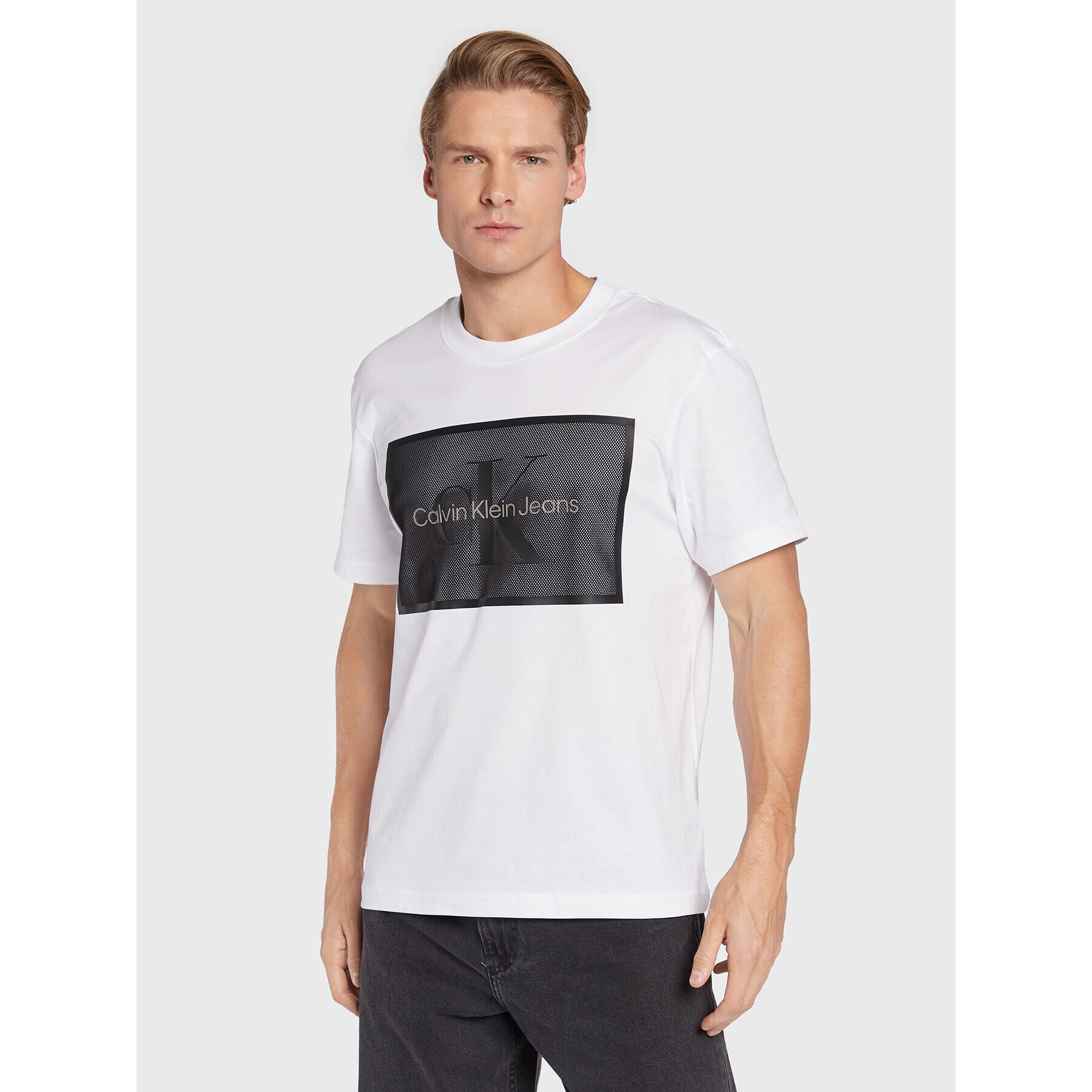 Calvin Klein Jeans T-Shirt J30J321723 Bílá Regular Fit - Pepit.cz