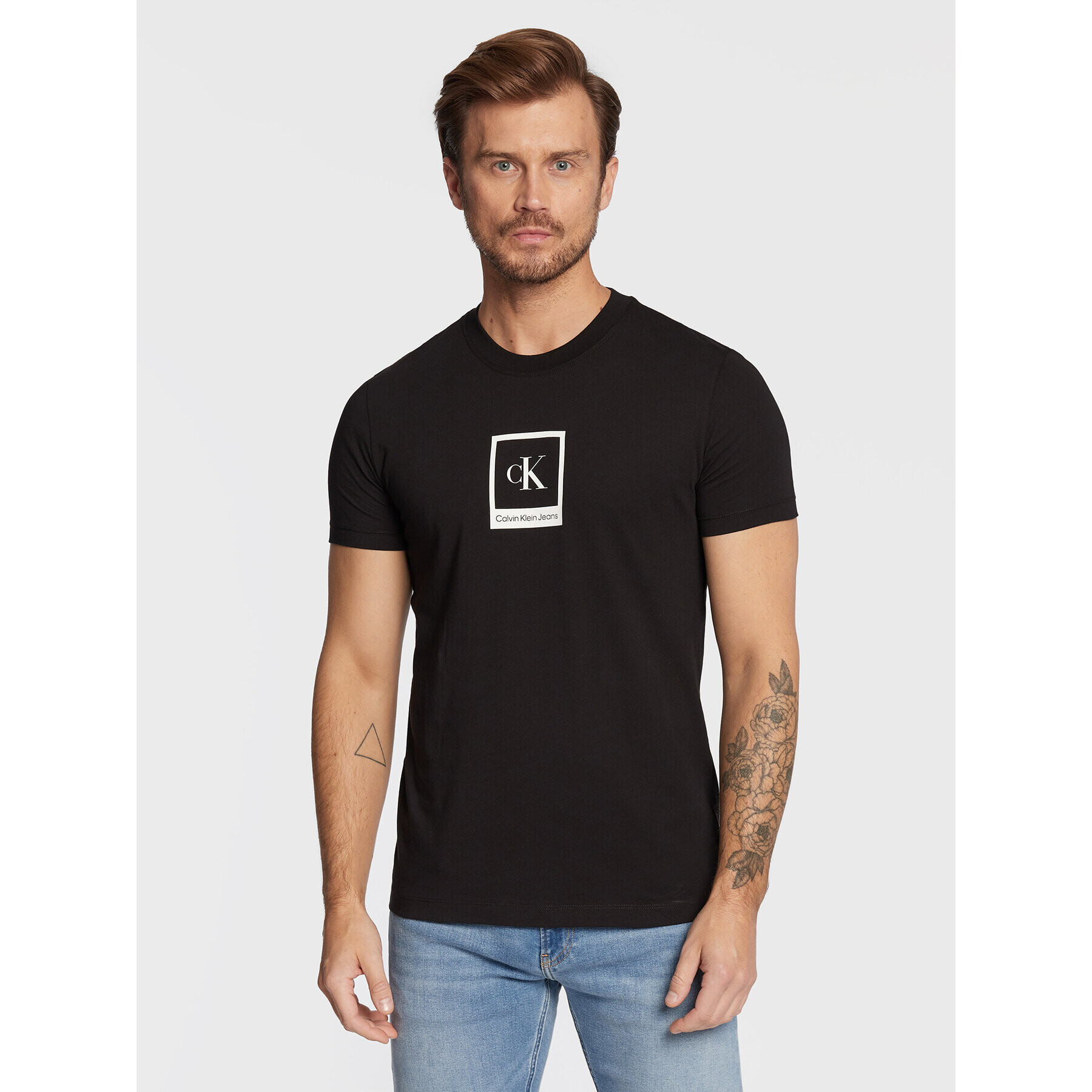 Calvin Klein Jeans T-Shirt J30J321776 Černá Regular Fit - Pepit.cz