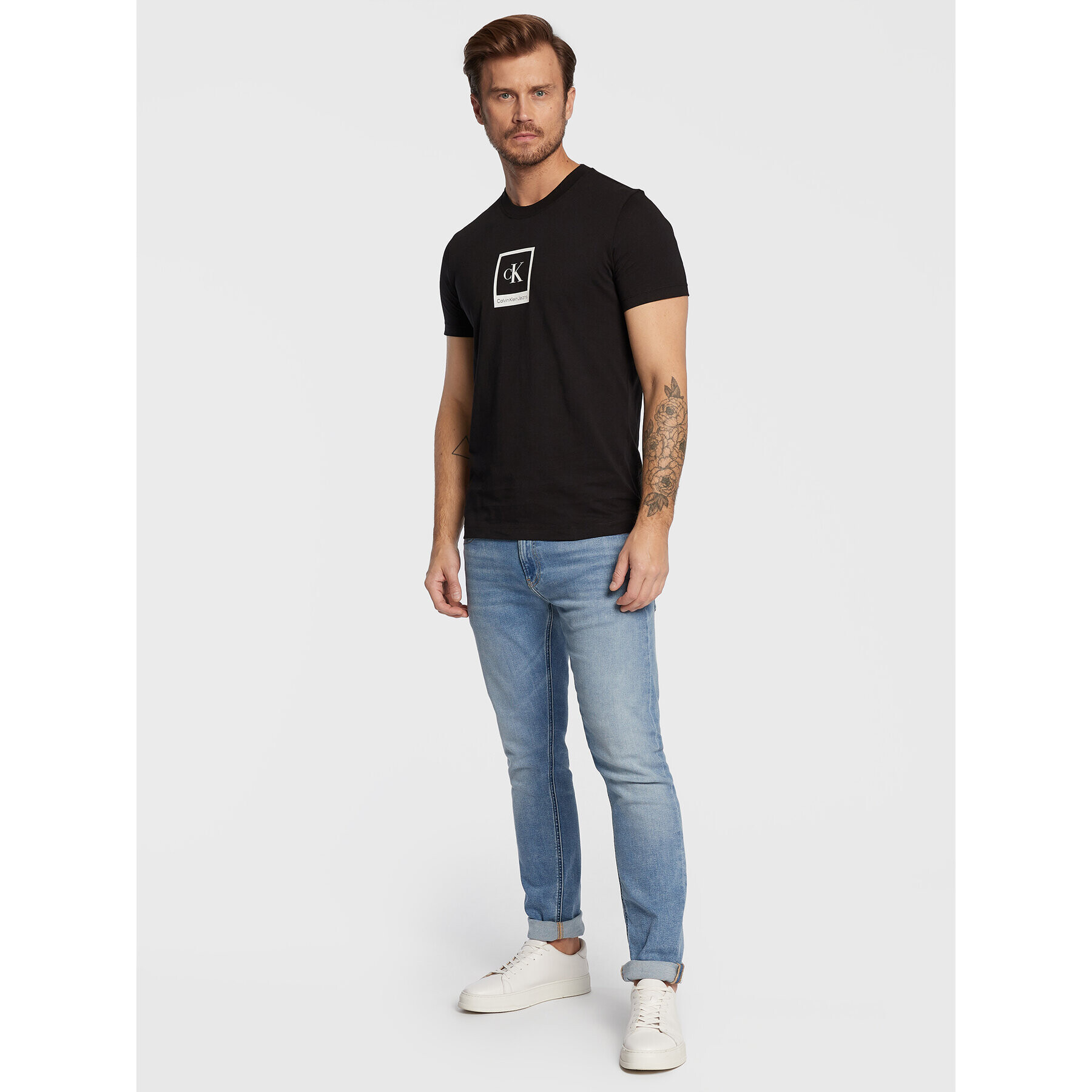 Calvin Klein Jeans T-Shirt J30J321776 Černá Regular Fit - Pepit.cz