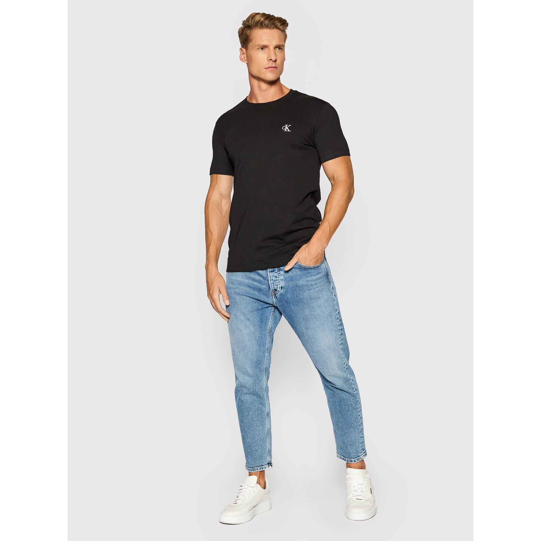 Calvin Klein Jeans T-Shirt Tee Shirt Essential J30J314544 Černá Slim Fit - Pepit.cz