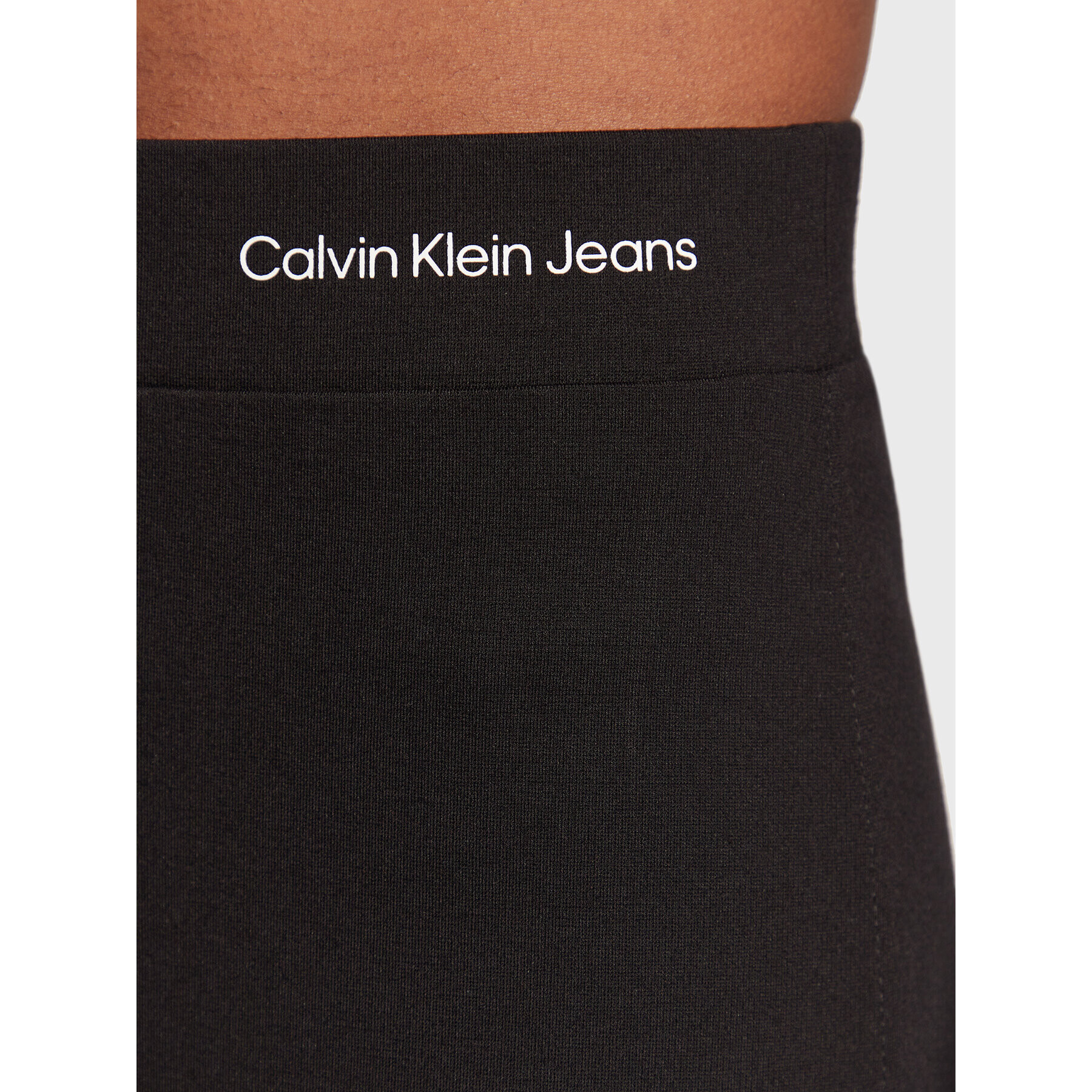 Calvin Klein Jeans Teplákové kalhoty J20J219746 Černá Slim Fit - Pepit.cz