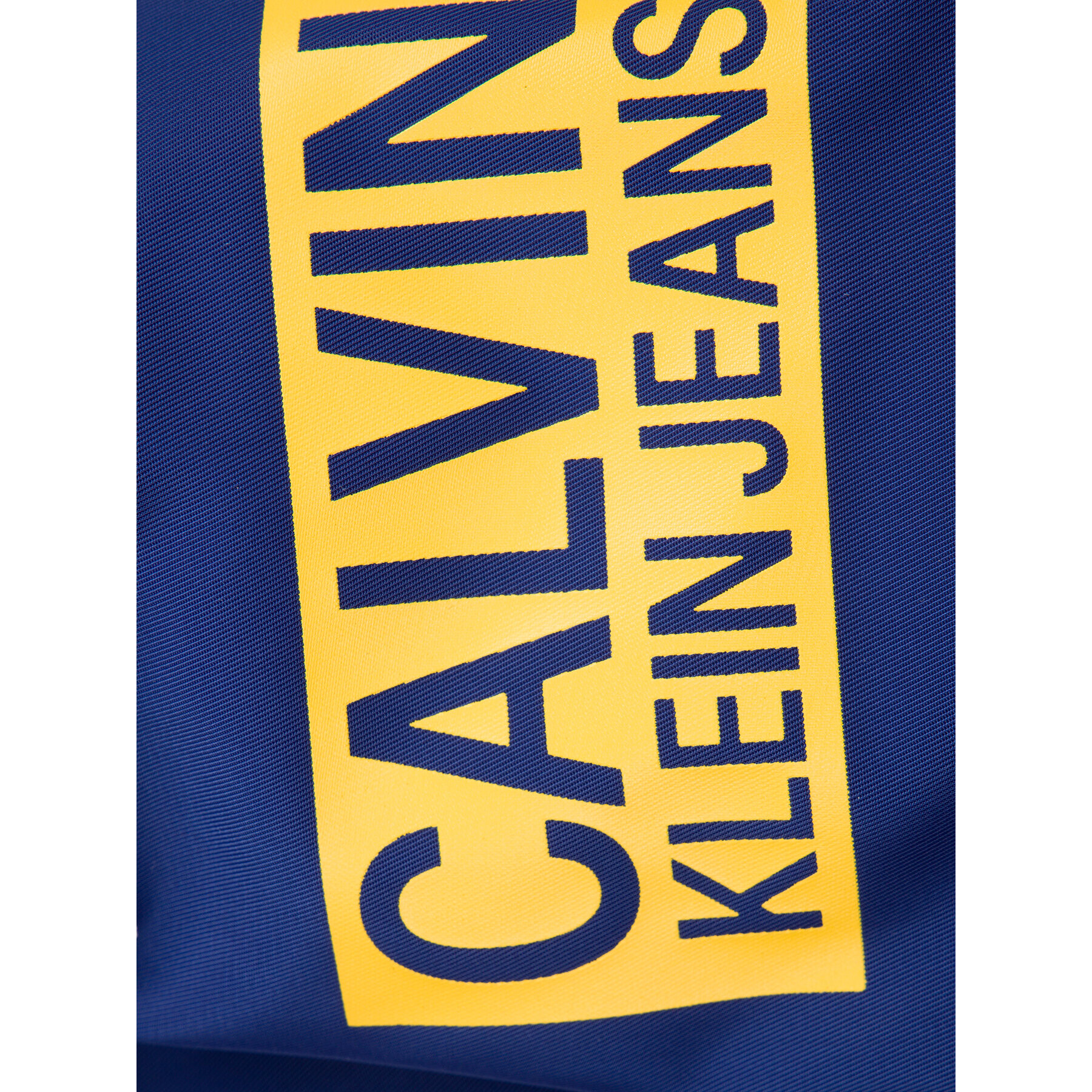 Calvin Klein Jeans Vatovaná bunda Stamp Logo IB0IB00375 Tmavomodrá Regular Fit - Pepit.cz