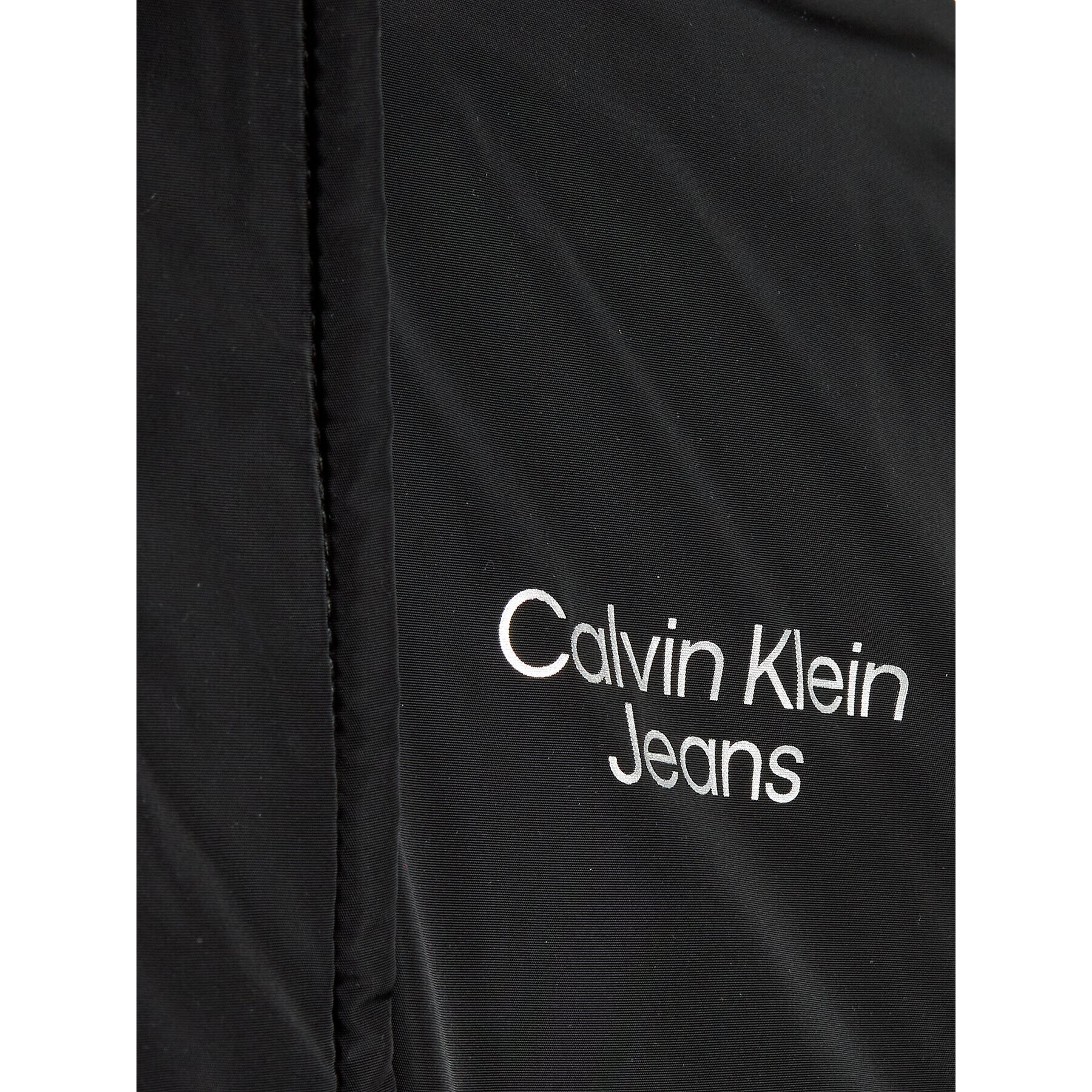 Calvin Klein Jeans Zimní bunda Reversible IG0IG01555 Barevná Regular Fit - Pepit.cz