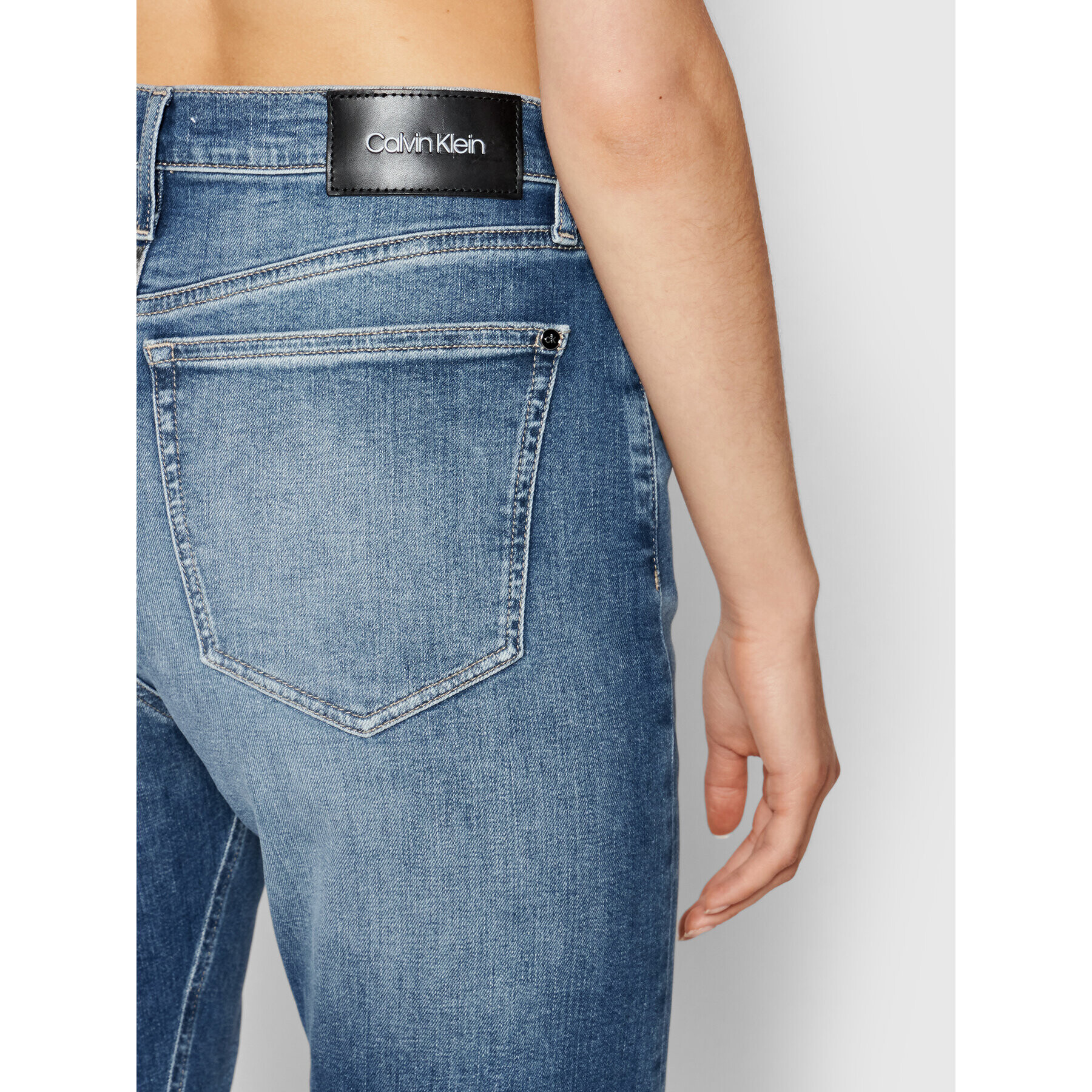 Calvin Klein Jeansy K20K202888 Modrá Relaxed Fit - Pepit.cz