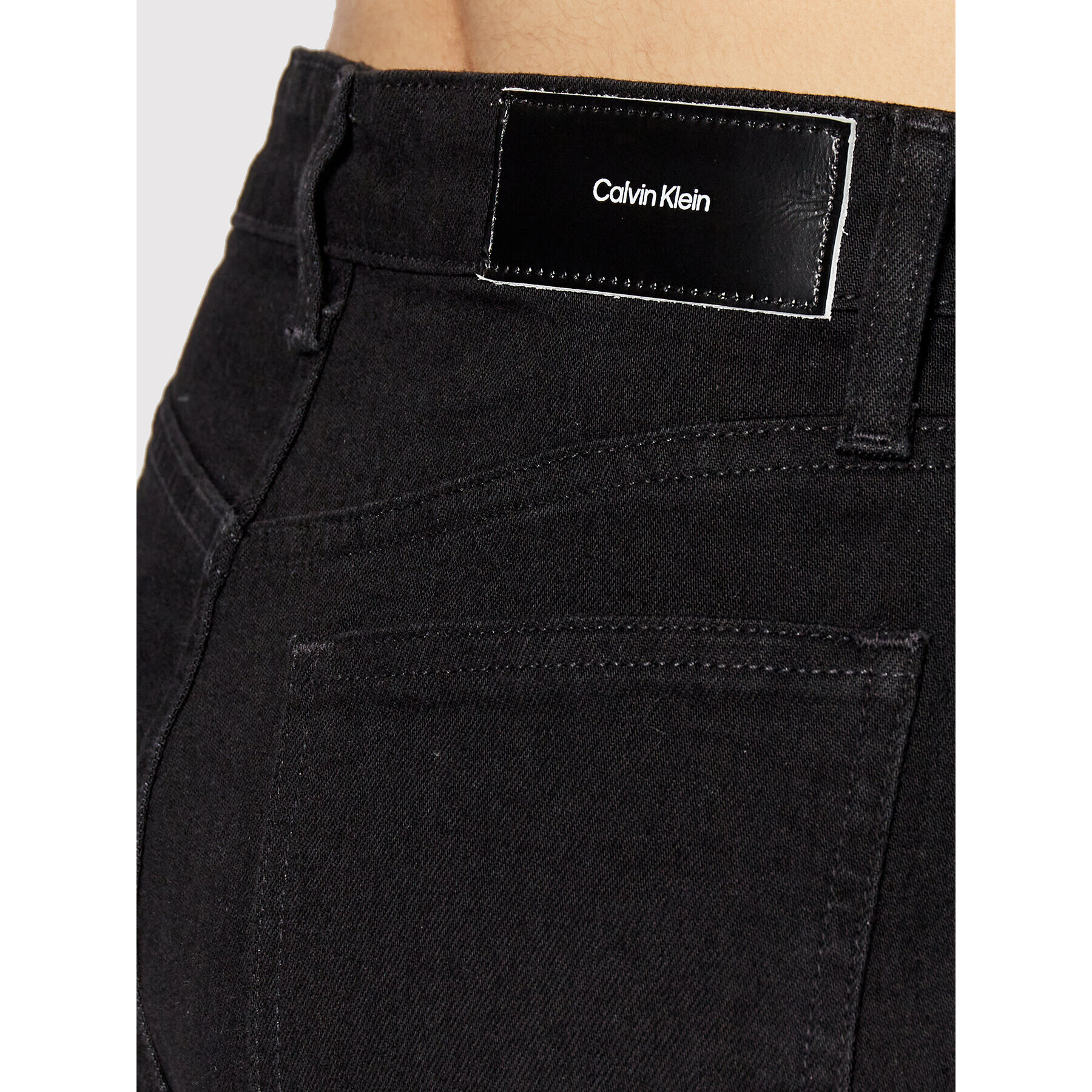 Calvin Klein Jeansy K20K204441 Černá Mom Fit - Pepit.cz