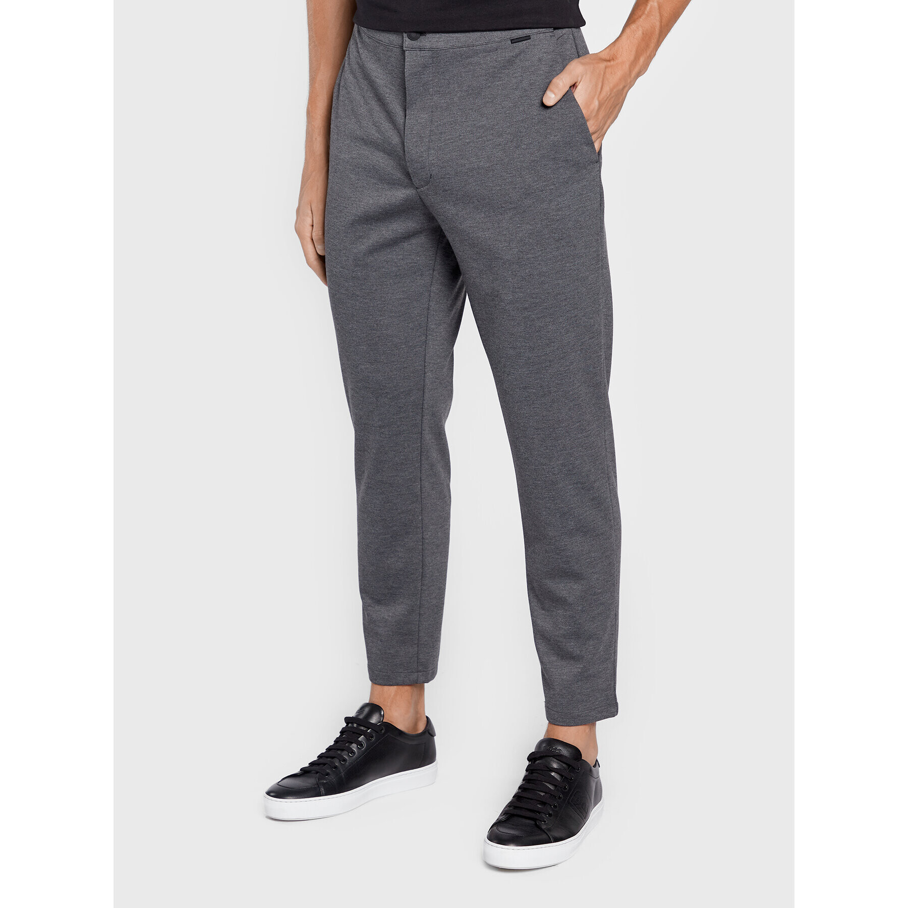 Calvin Klein Kalhoty z materiálu Comfort K10K109913 Šedá Tapered Fit - Pepit.cz