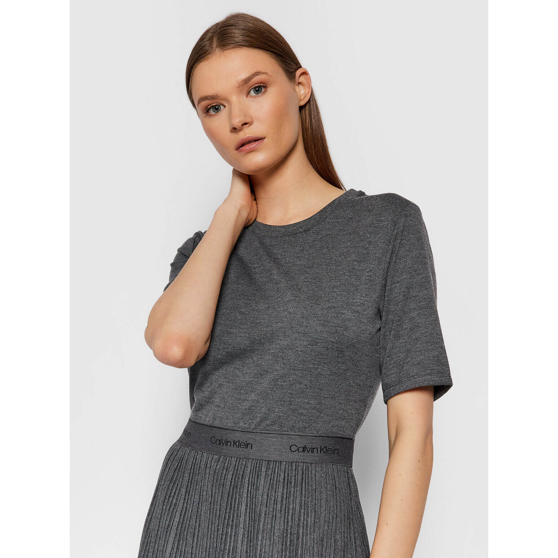 Calvin Klein Každodenní šaty Micro Pleat K20K203061 Šedá Regular Fit - Pepit.cz