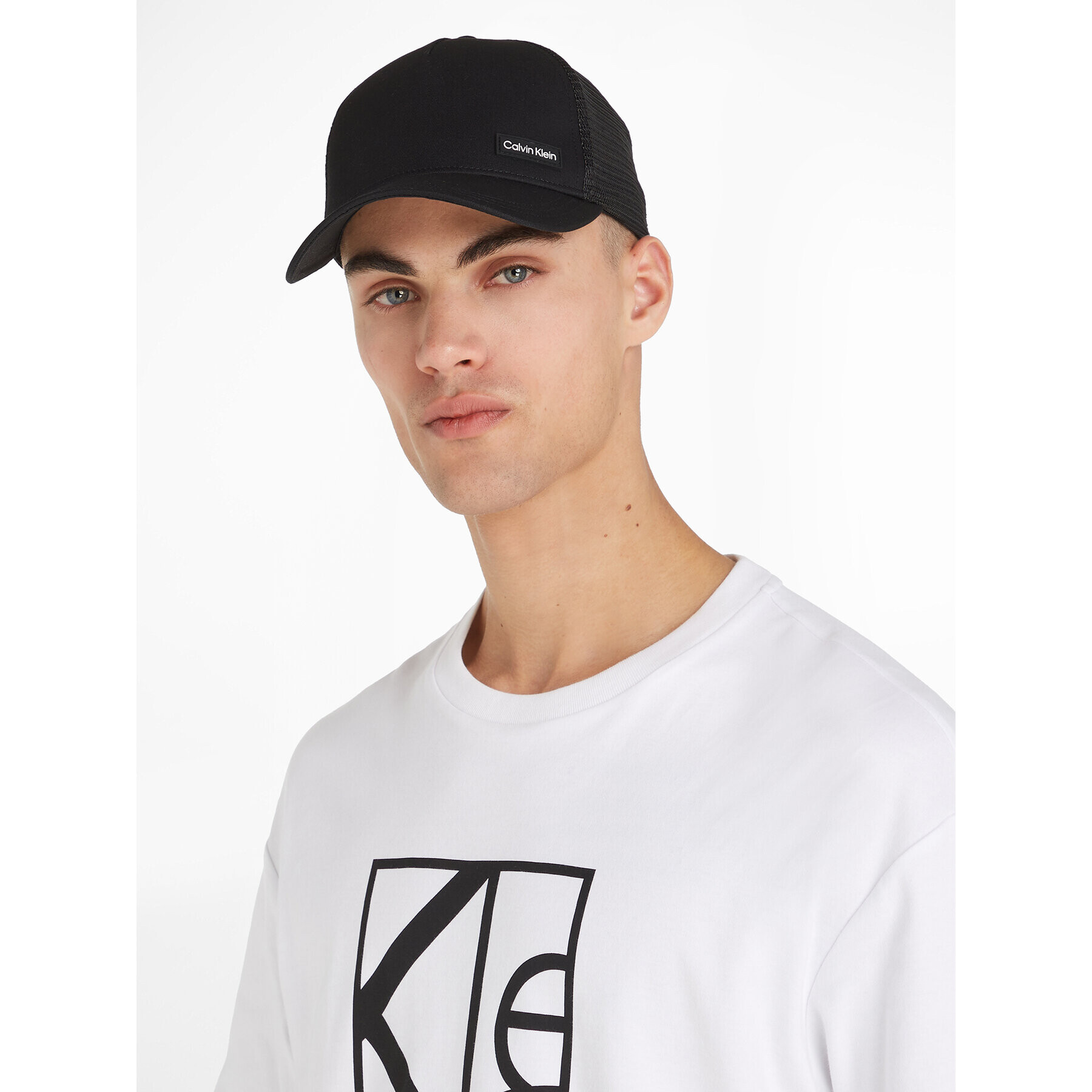 Calvin Klein Kšiltovka Essential Patch Trucker K50K510965 Černá - Pepit.cz