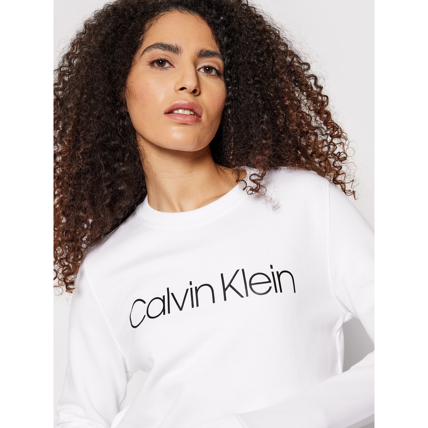 Calvin Klein Mikina Core Logo K20K202157 Bílá Regular Fit - Pepit.cz