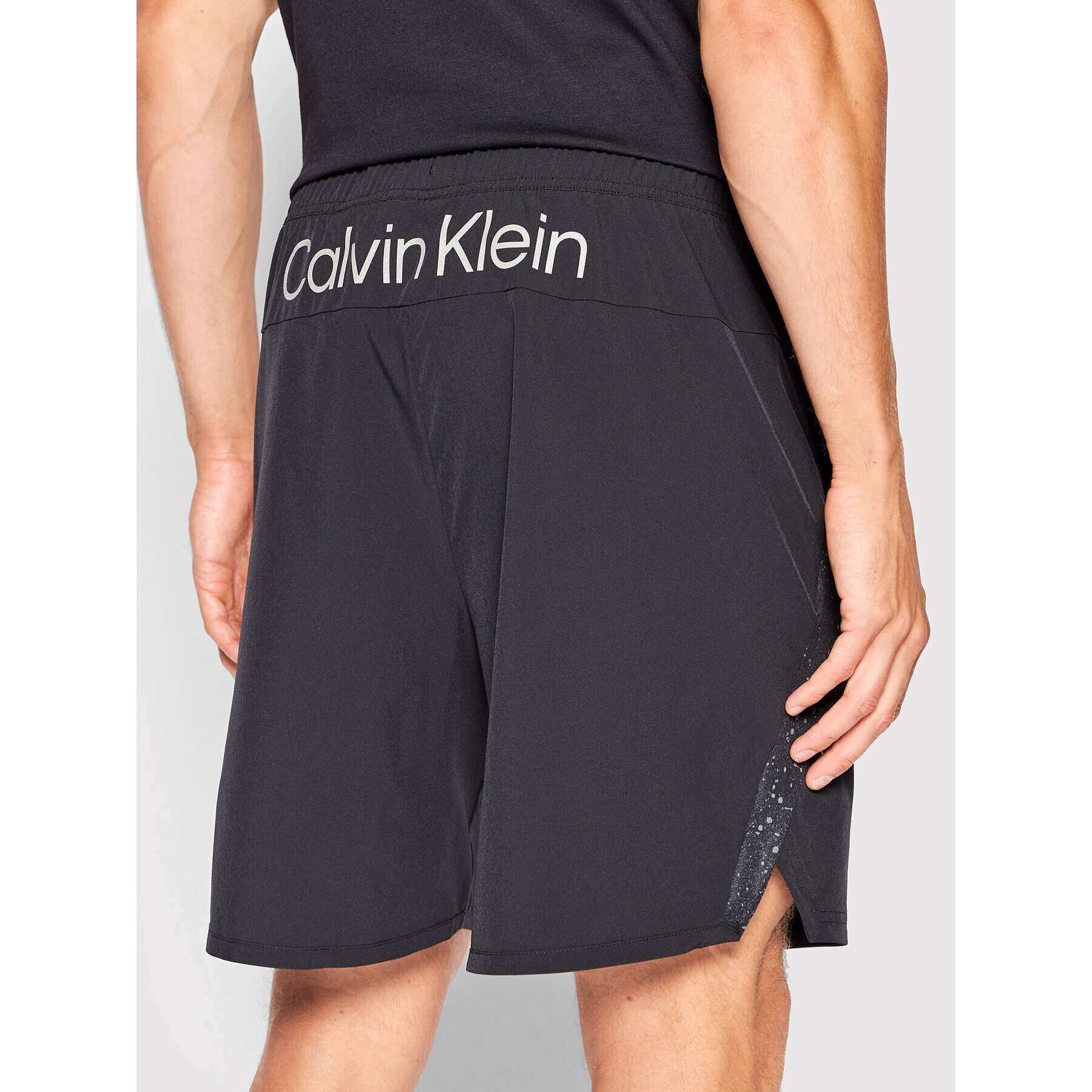 Calvin Klein Performance Sportovní kraťasy 00GMS2S802 Černá Regular Fit - Pepit.cz