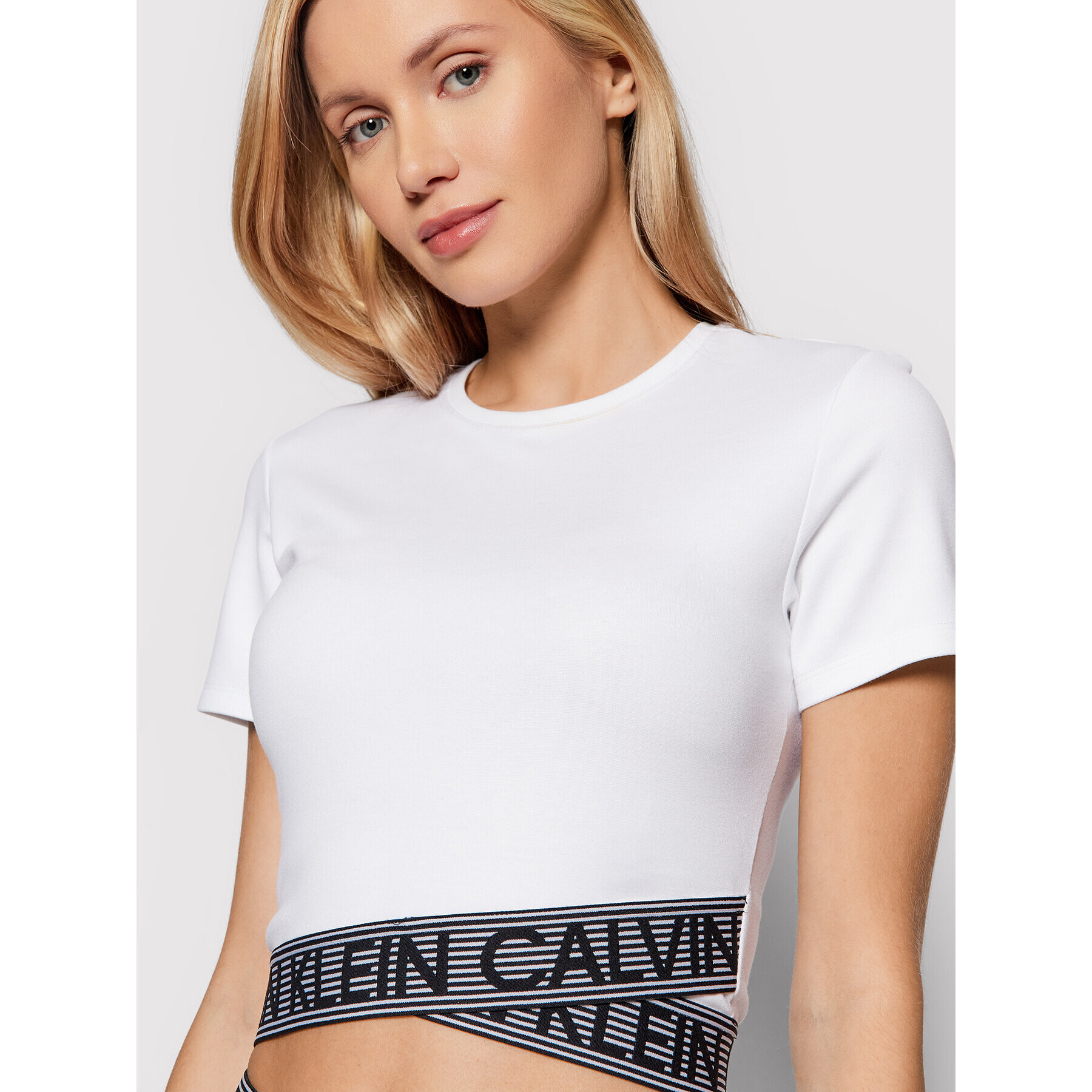 Calvin Klein Performance T-Shirt 00GWF1K148 Bílá Slim Fit - Pepit.cz