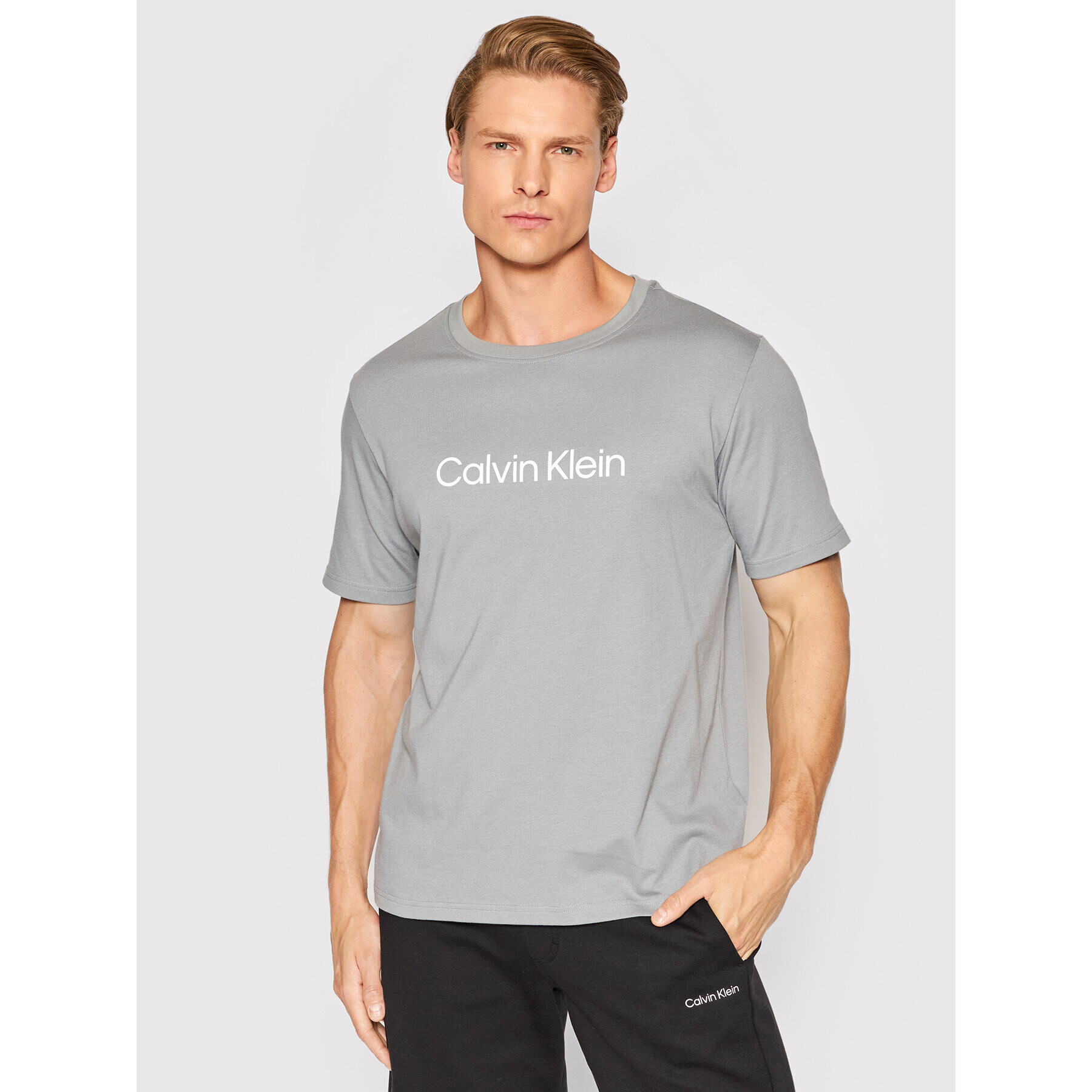 Calvin Klein Performance T-Shirt Pw 00GMS2K107 Šedá Regular Fit - Pepit.cz