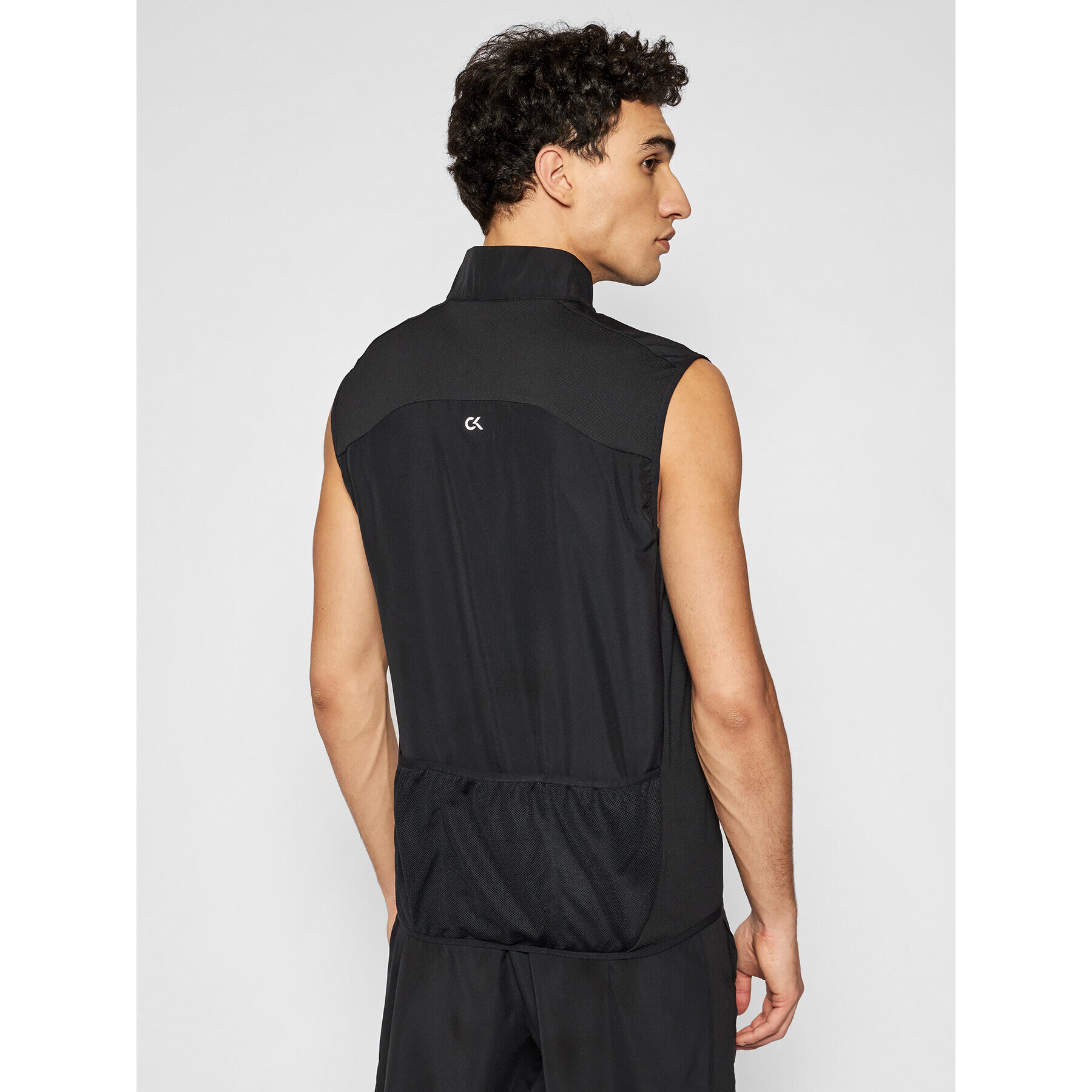 Calvin Klein Performance Vesta Woven Vest 00GMS1O672 Černá Regular Fit - Pepit.cz