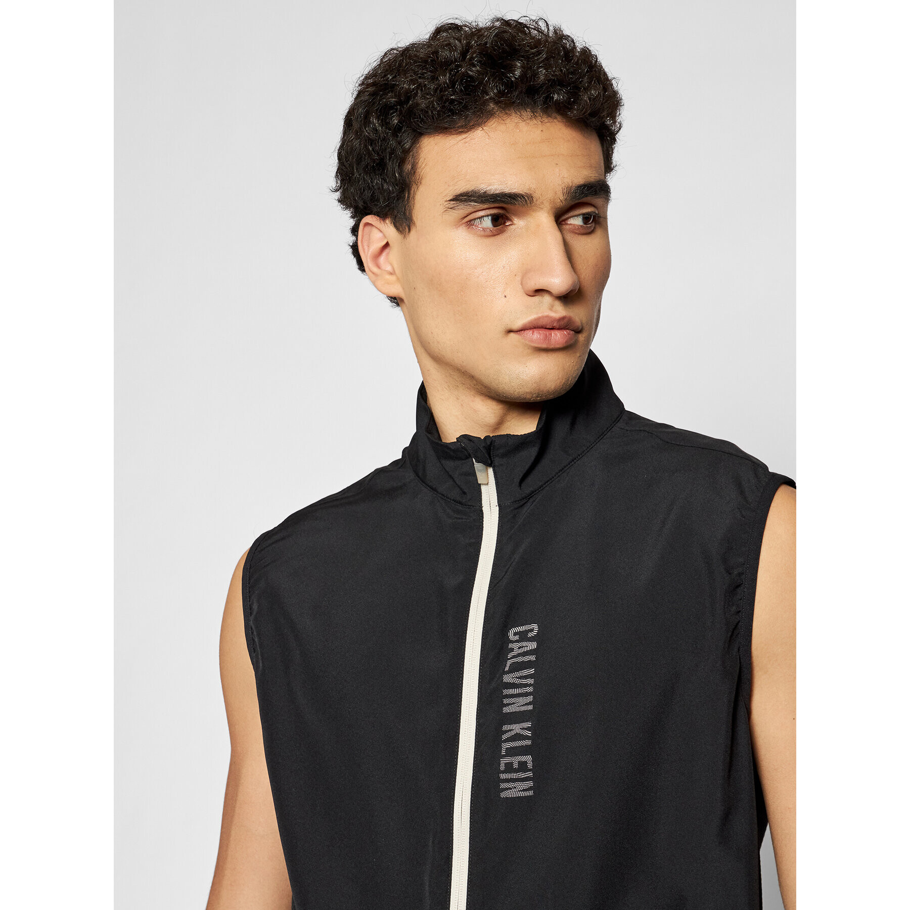 Calvin Klein Performance Vesta Woven Vest 00GMS1O672 Černá Regular Fit - Pepit.cz