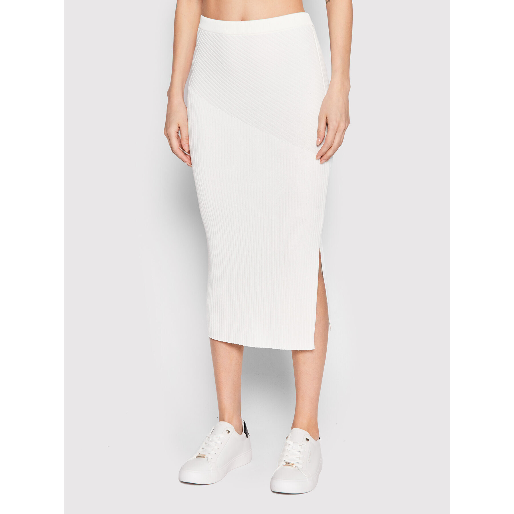 Calvin Klein Pouzdrová sukně Iconic Rib K20K204180 Bílá Slim Fit - Pepit.cz