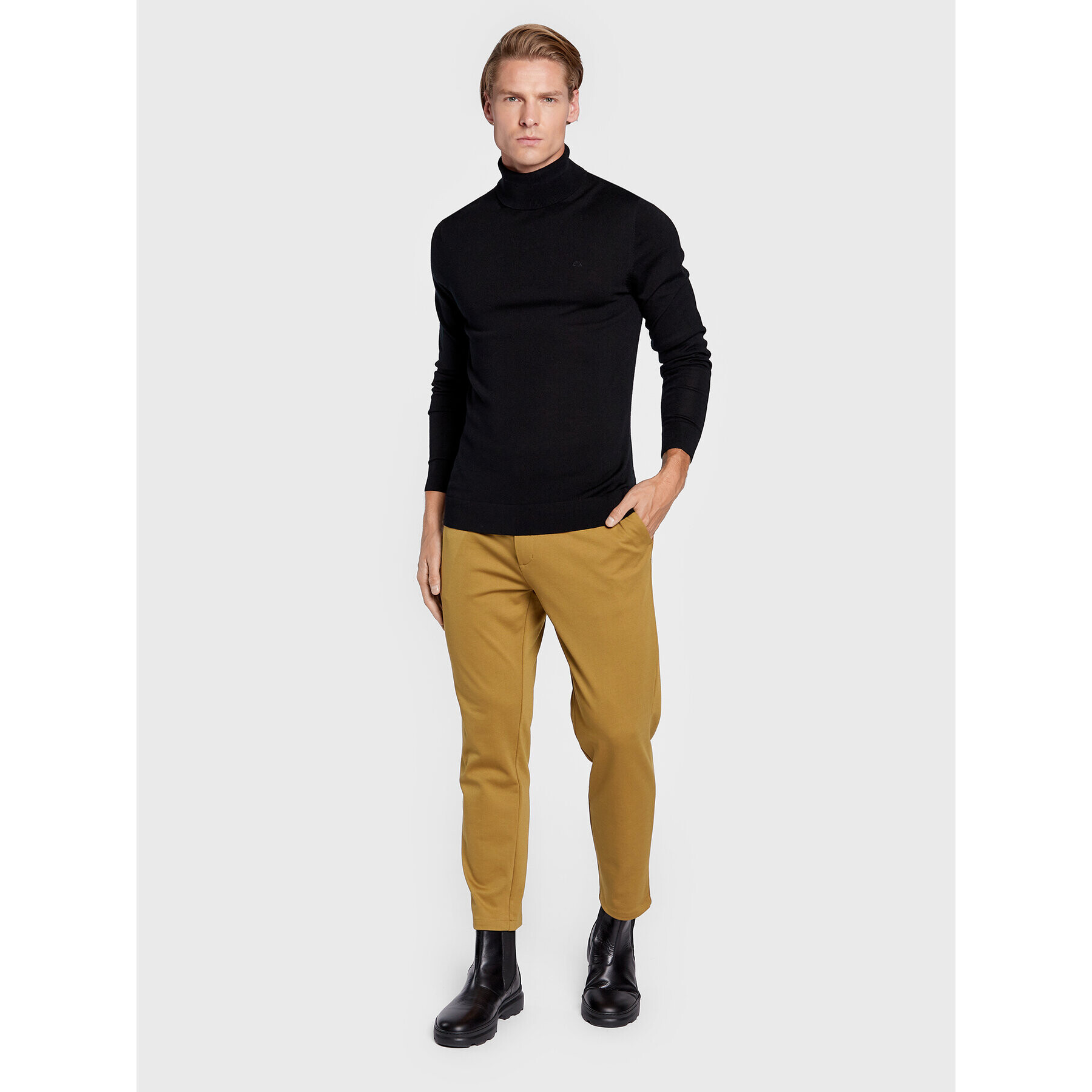 Calvin Klein Rolák Superior K10K110420 Černá Slim Fit - Pepit.cz