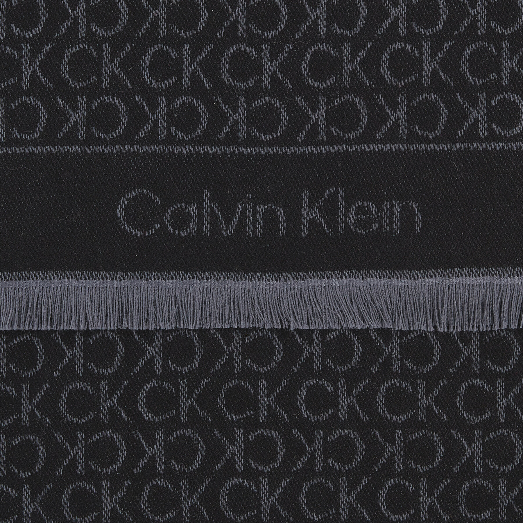 Calvin Klein Šál Monogram Jacquard Scarf 40X180 K60K611116 Černá - Pepit.cz