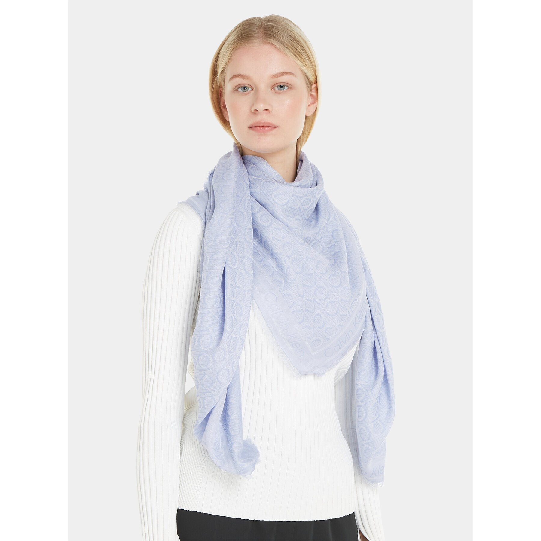 Calvin Klein Šátek Monogram Jacquard Scarf 130X130 K60K608779 Modrá - Pepit.cz