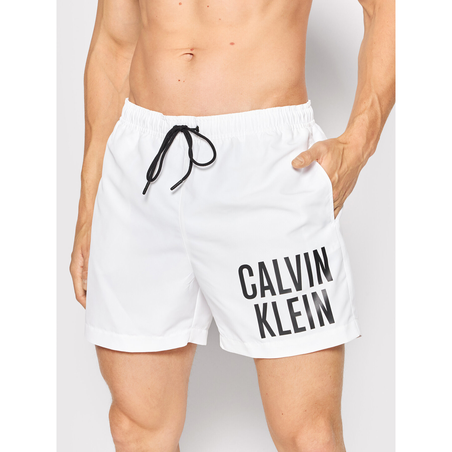 Calvin Klein Swimwear Plavecké šortky Medium KM0KM00701 Bílá Regular Fit - Pepit.cz