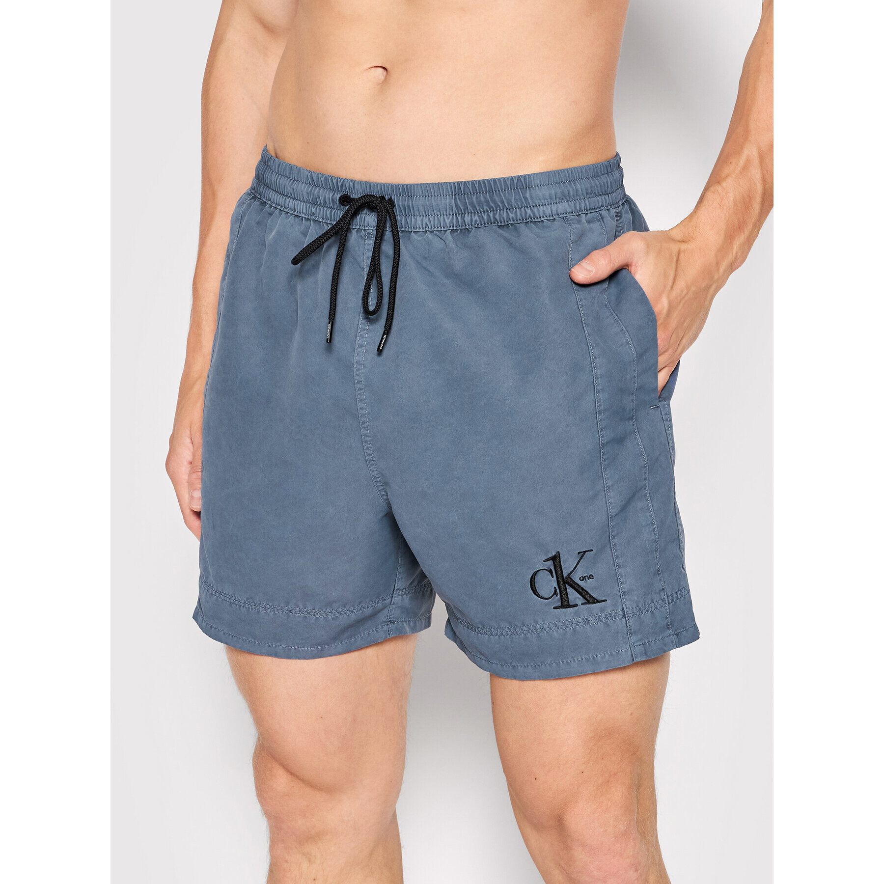 Calvin Klein Swimwear Plavecké šortky Medium KM0KM00742 Tmavomodrá Regular Fit - Pepit.cz