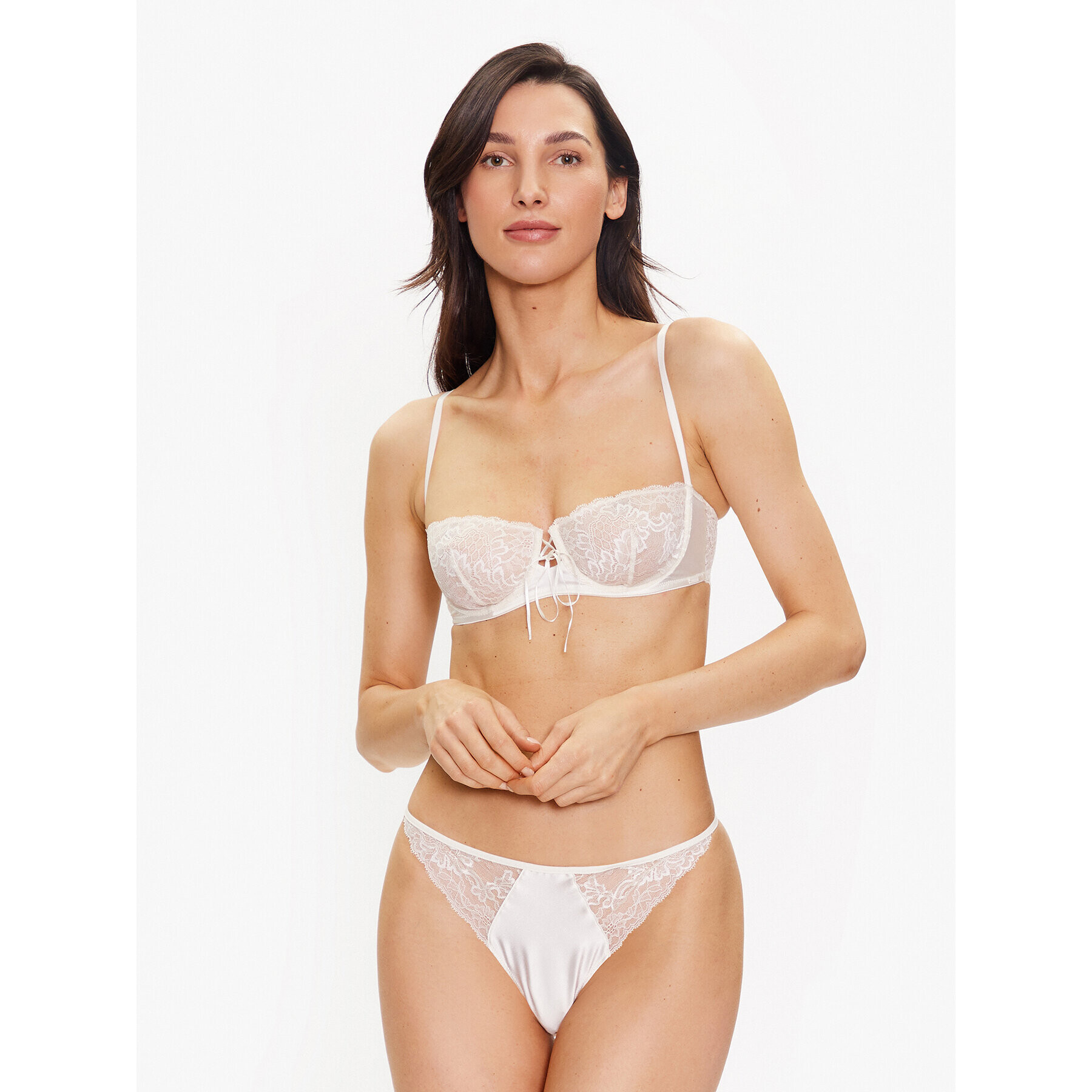 Calvin Klein Underwear Kalhotky string 000QF7163E Écru - Pepit.cz