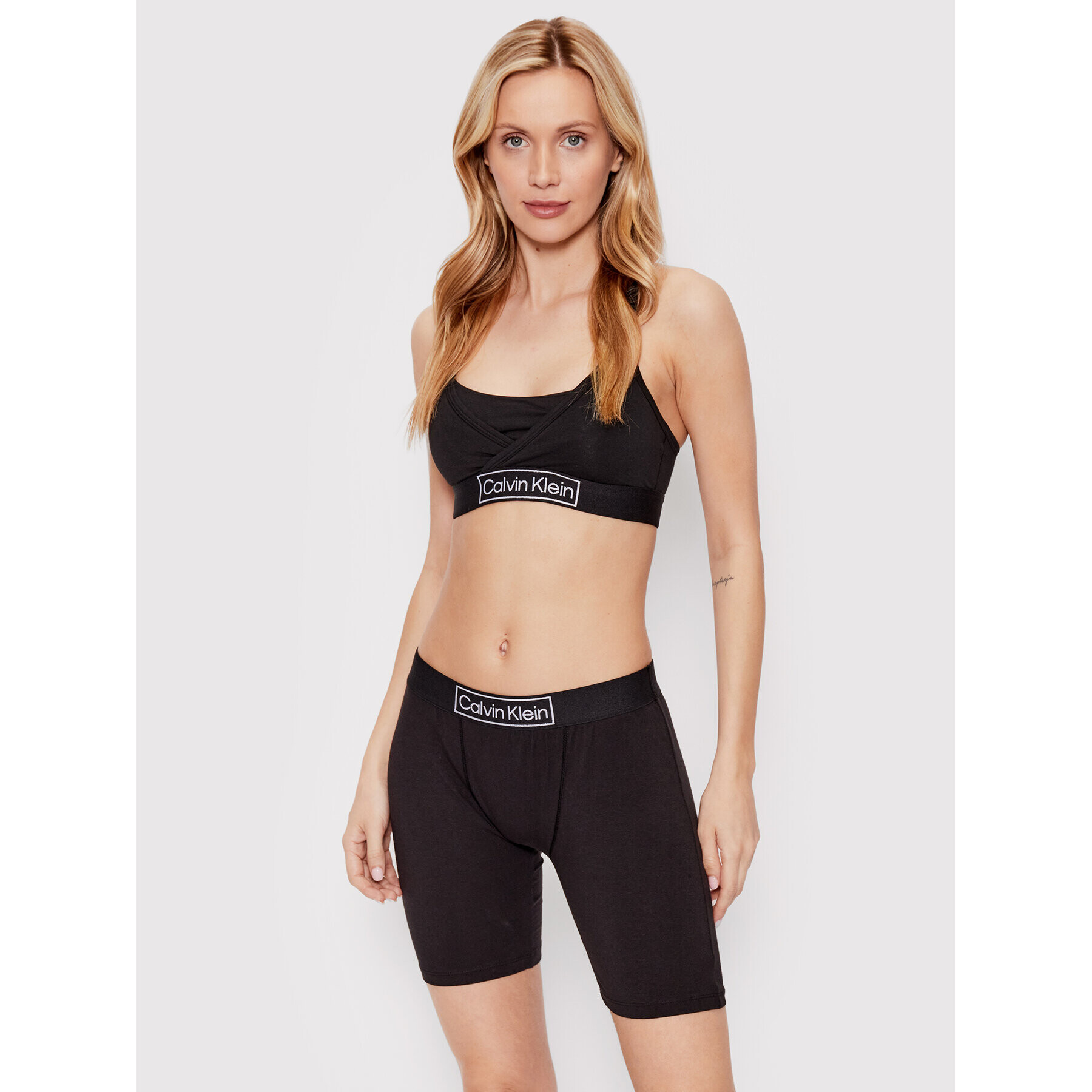 Calvin Klein Underwear Kojící podprsenka 000QF6752E Černá - Pepit.cz