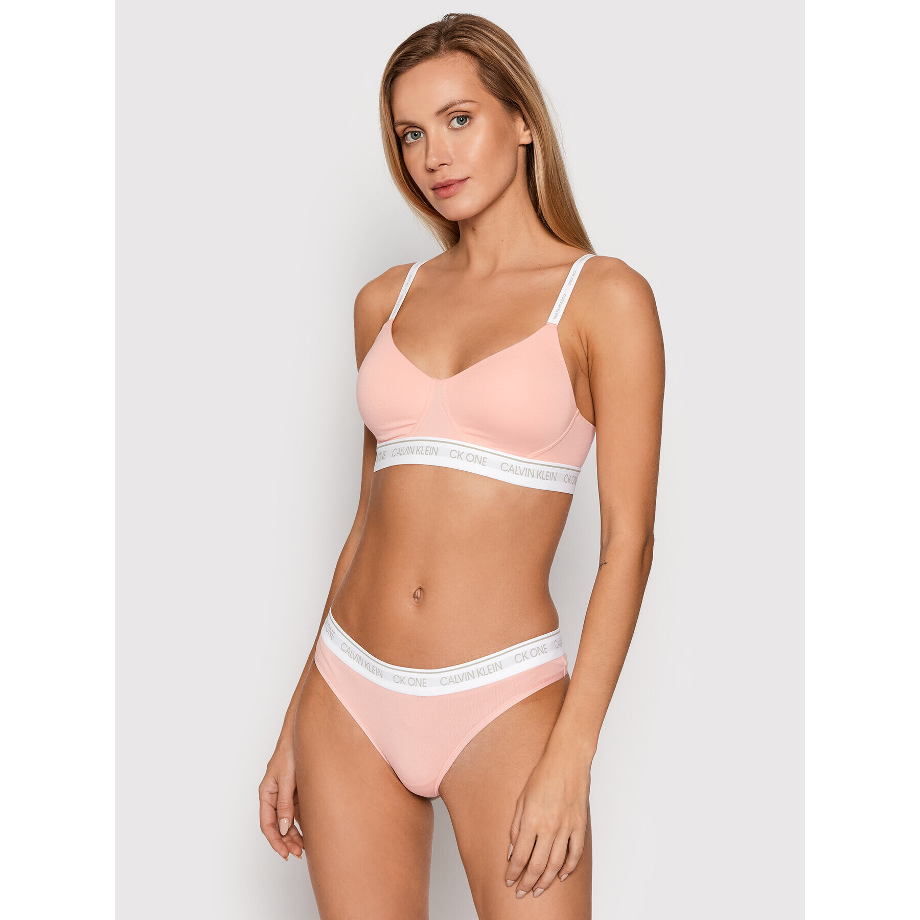 Calvin Klein Underwear Podprsenka bez kostic 000QF6094E Růžová - Pepit.cz